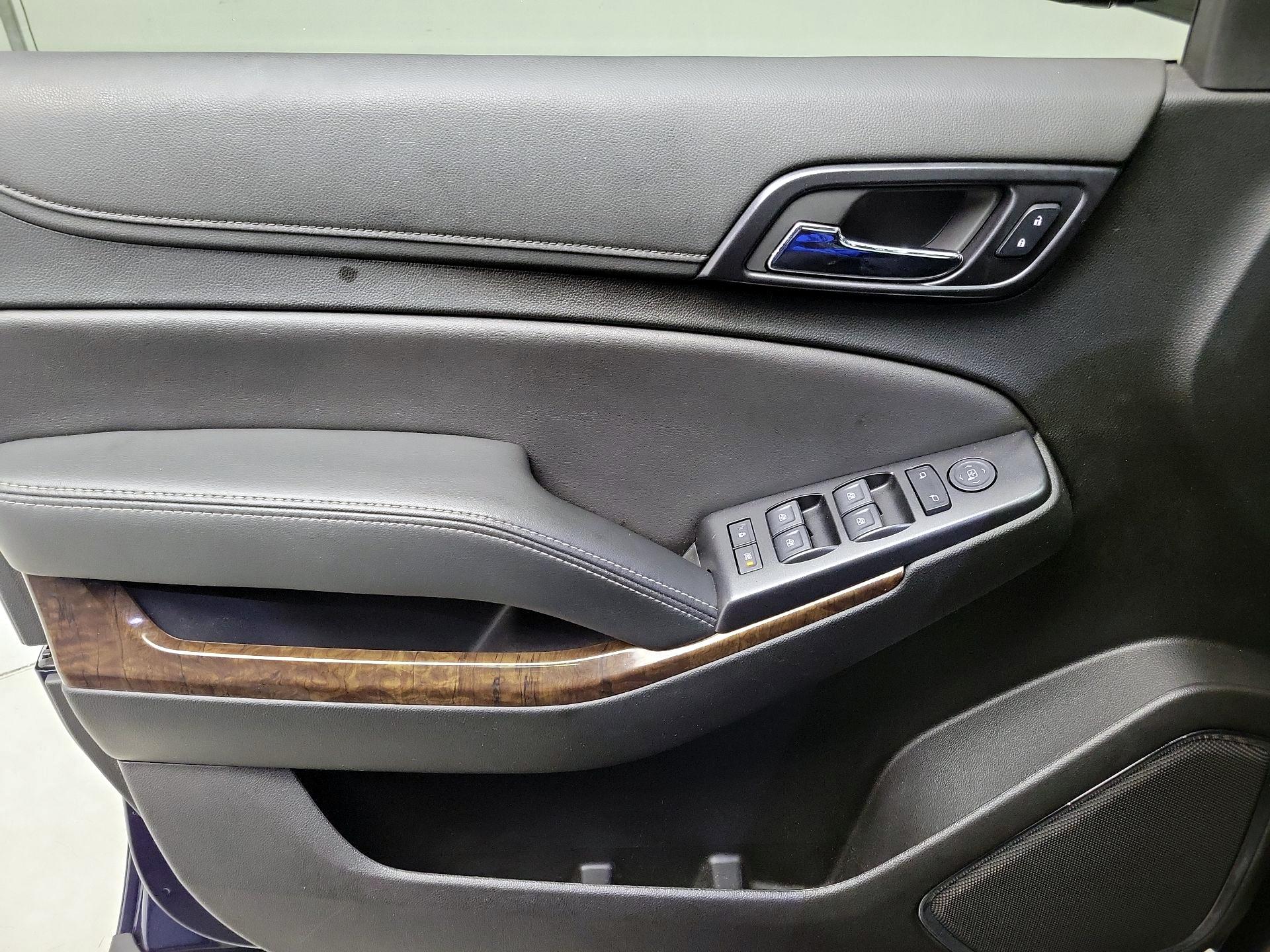 Thumbnail: 2020 Chevrolet Tahoe - 12