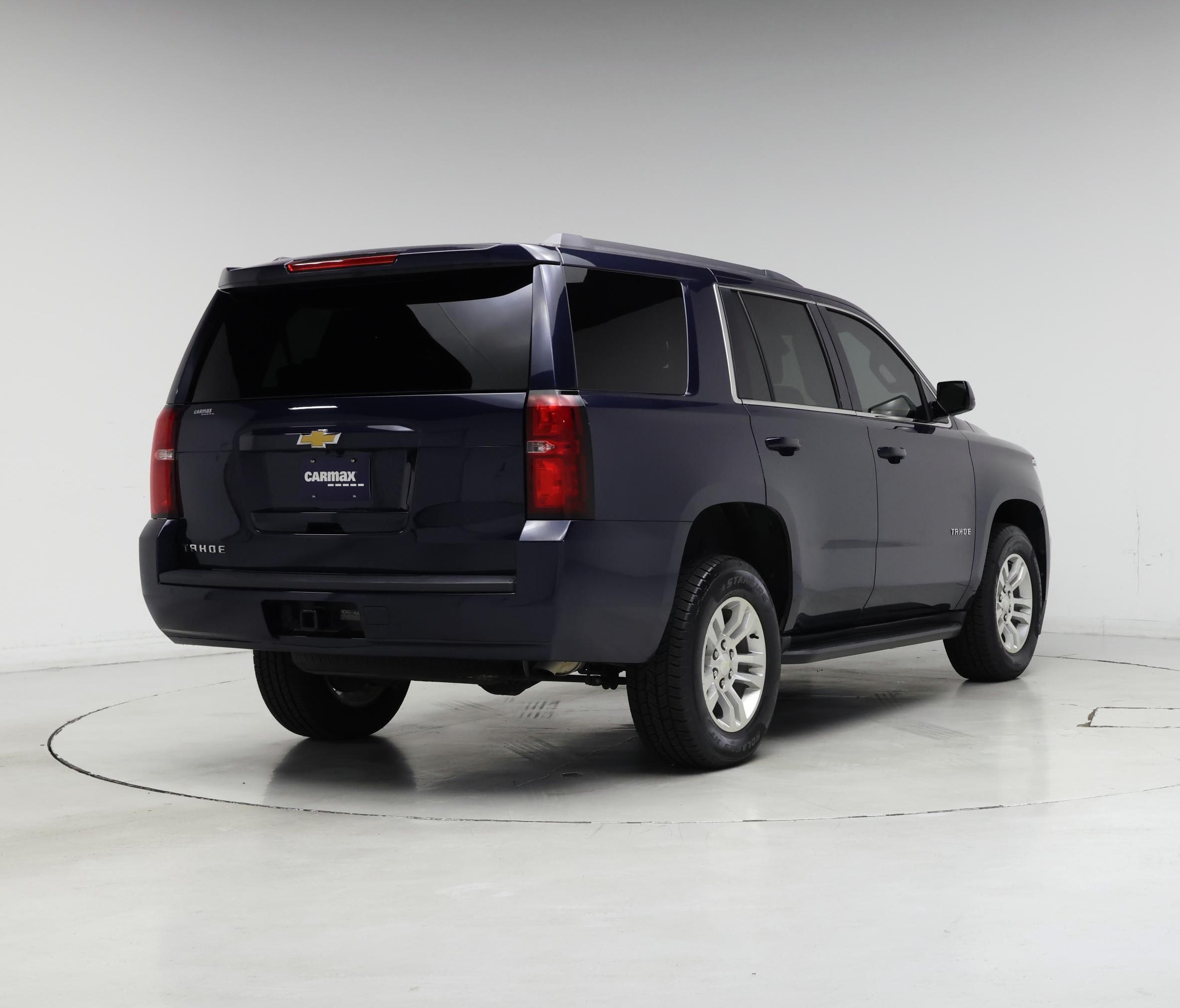 Thumbnail: 2020 Chevrolet Tahoe - 8