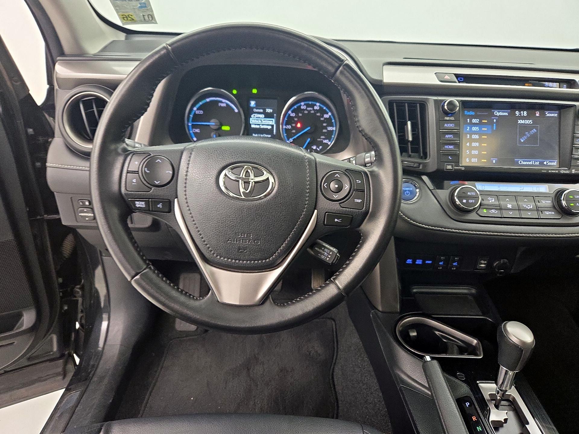 Thumbnail: 2017 Toyota RAV4 - 10