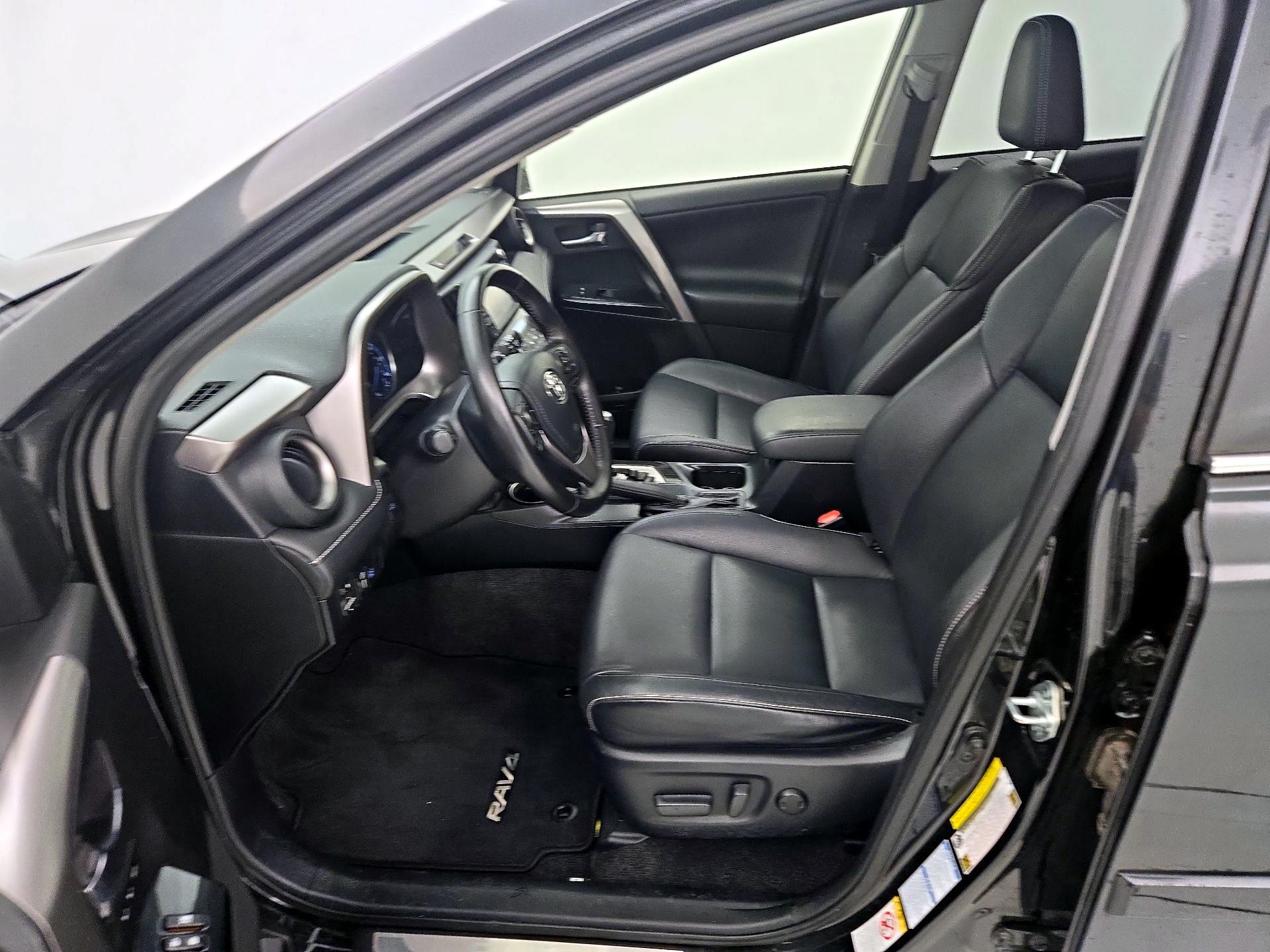 Thumbnail: 2017 Toyota RAV4 - 11