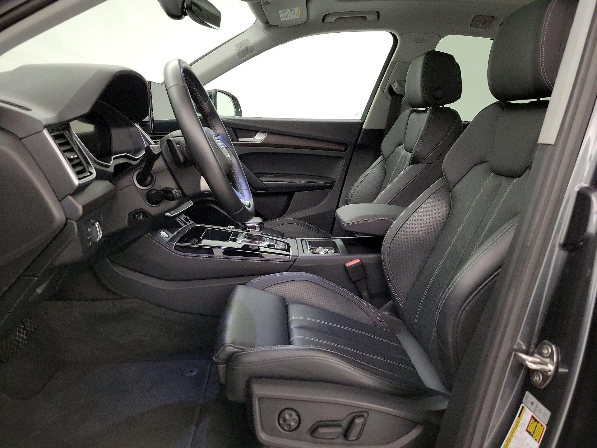 Thumbnail: 2022 Audi Q5 - 11