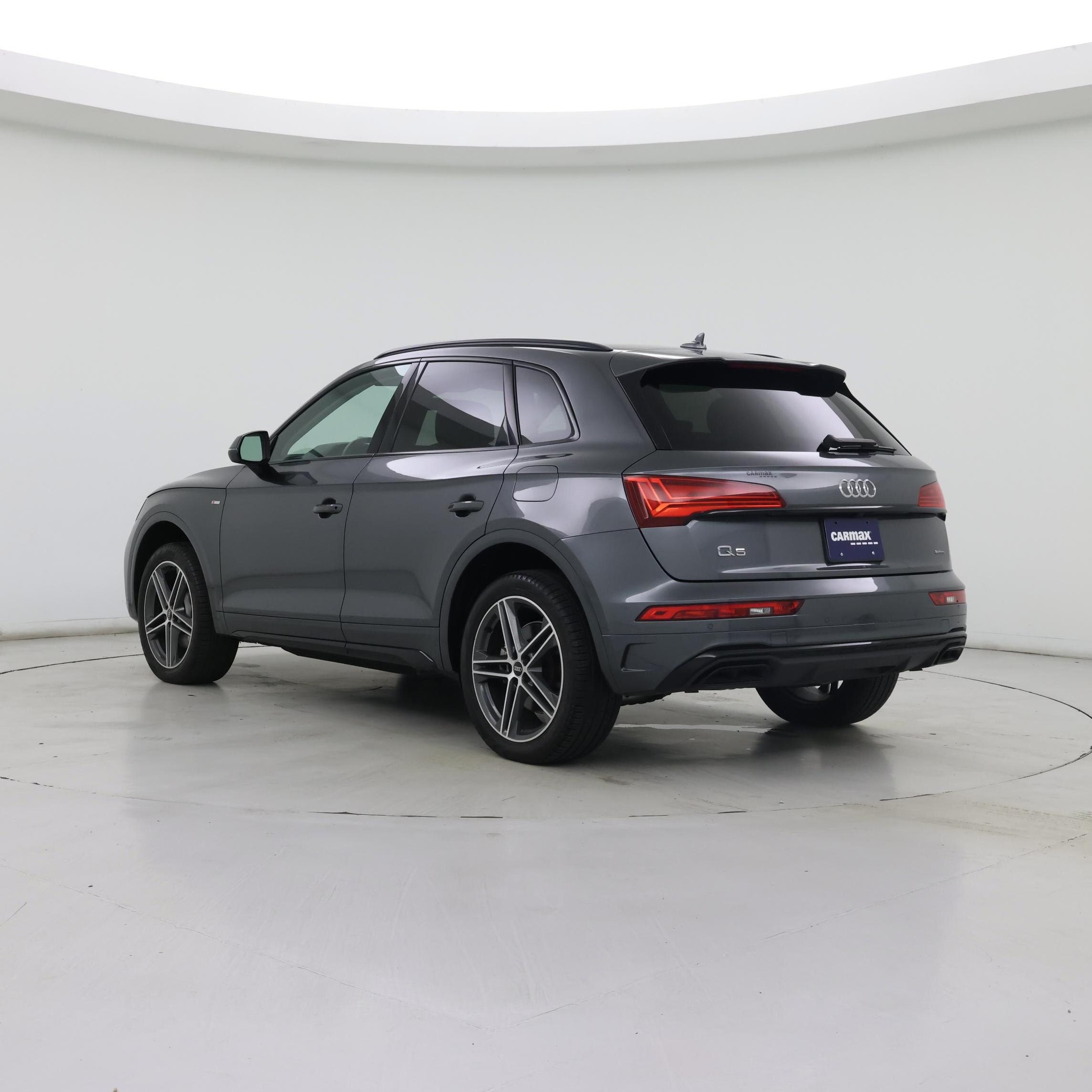 Thumbnail: 2022 Audi Q5 - 2