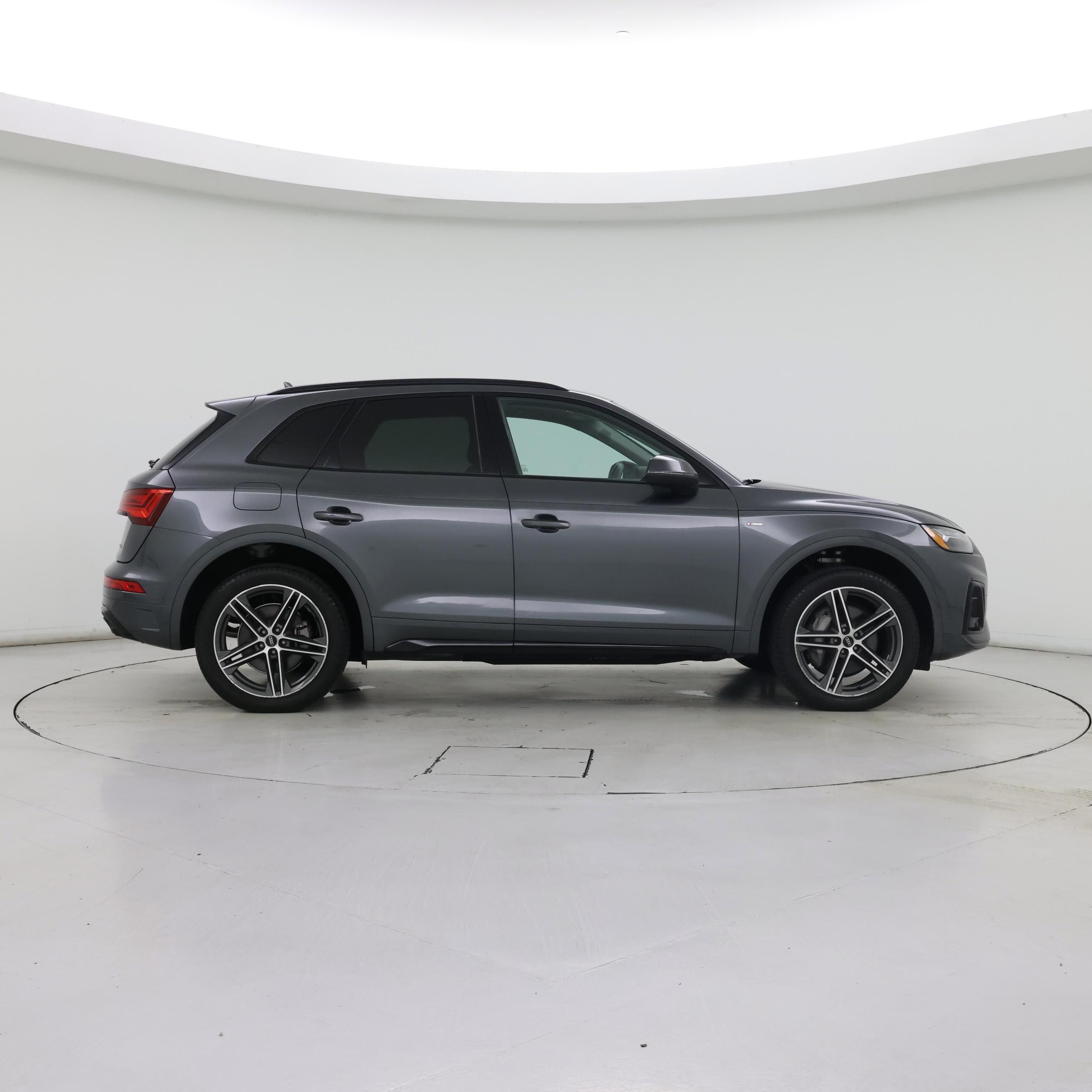 Thumbnail: 2022 Audi Q5 - 7