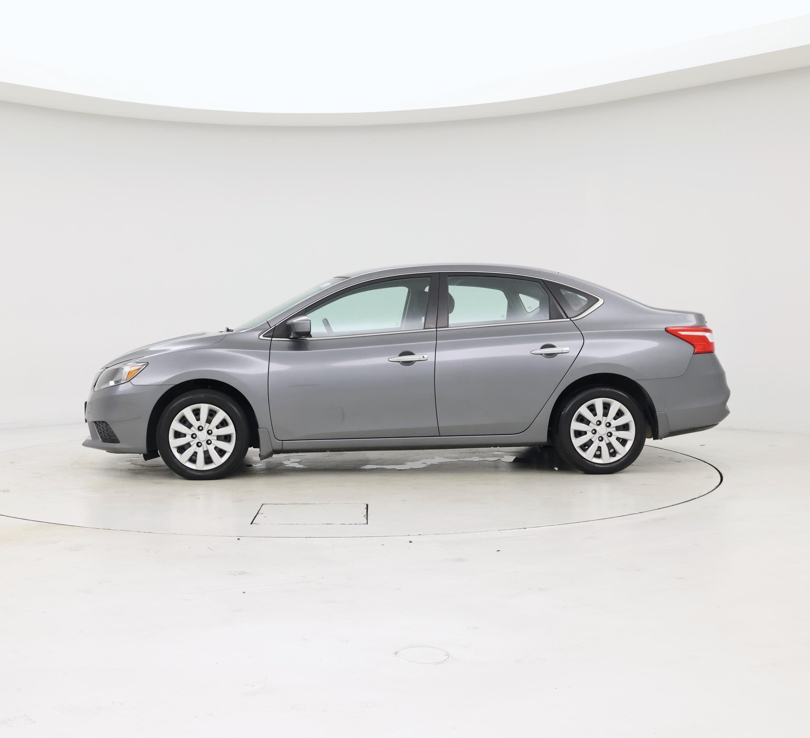 Thumbnail: 2019 Nissan Sentra - 3
