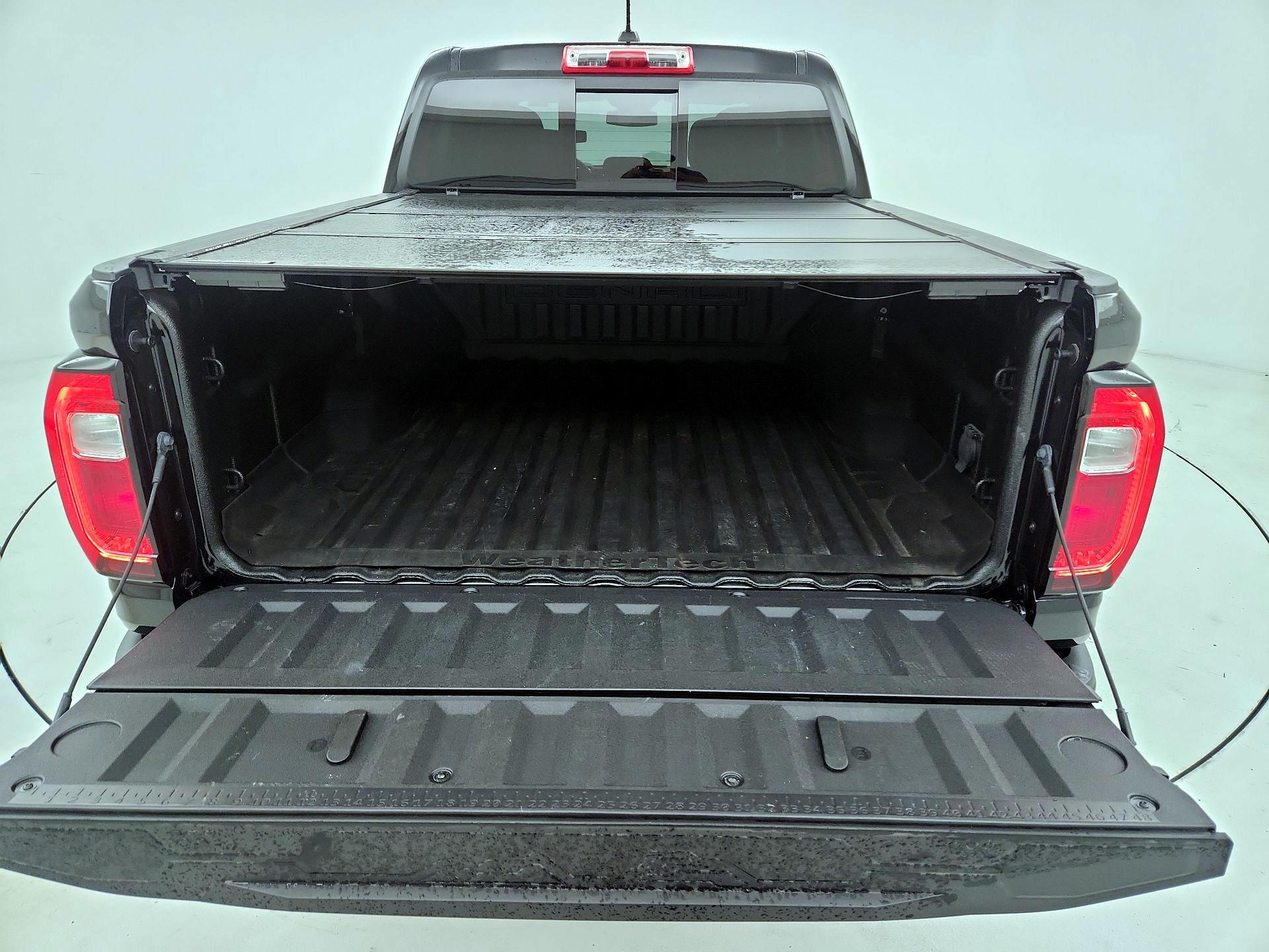 Thumbnail: 2023 GMC Canyon - 16