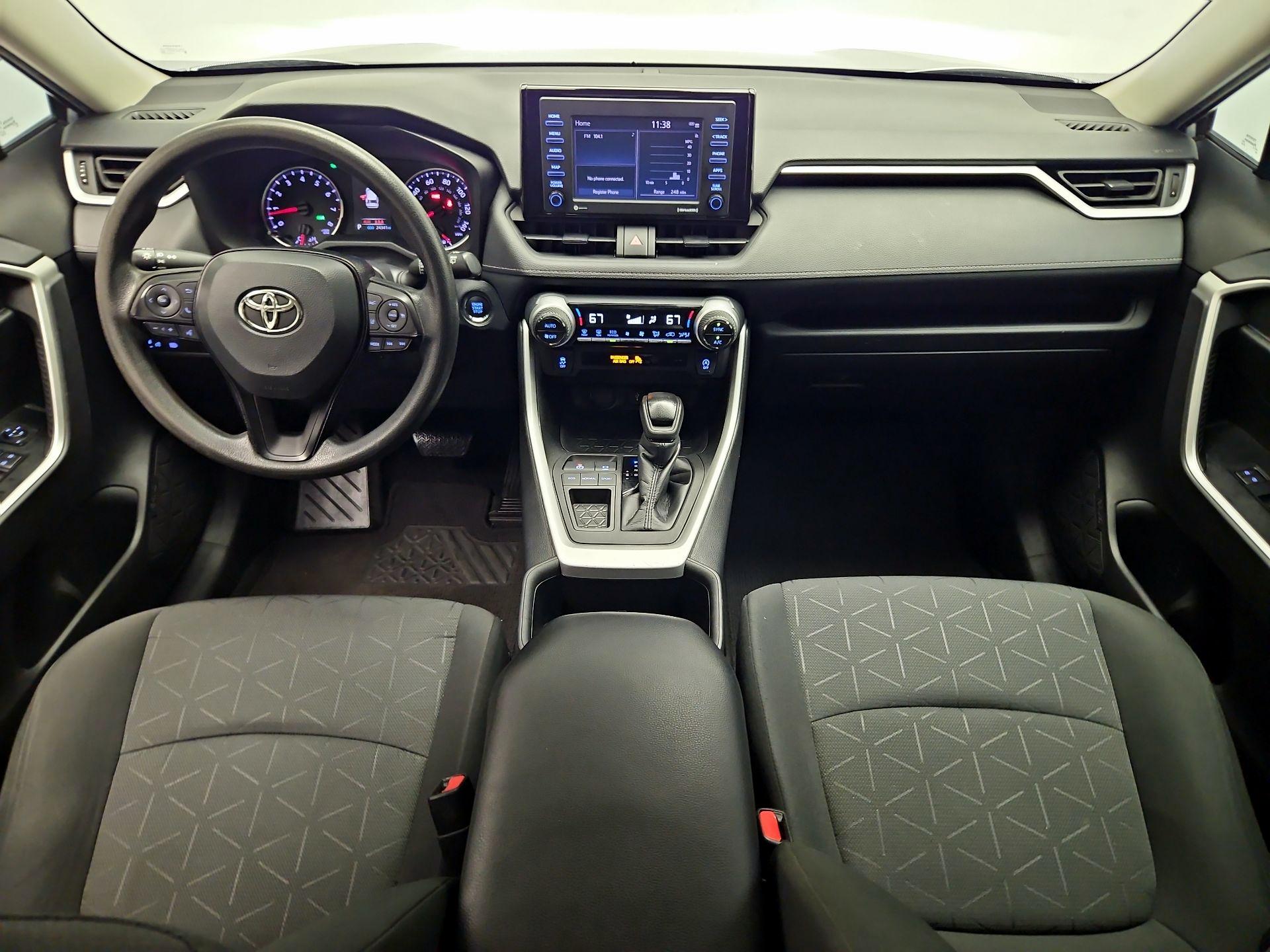 Thumbnail: 2022 Toyota RAV4 - 9