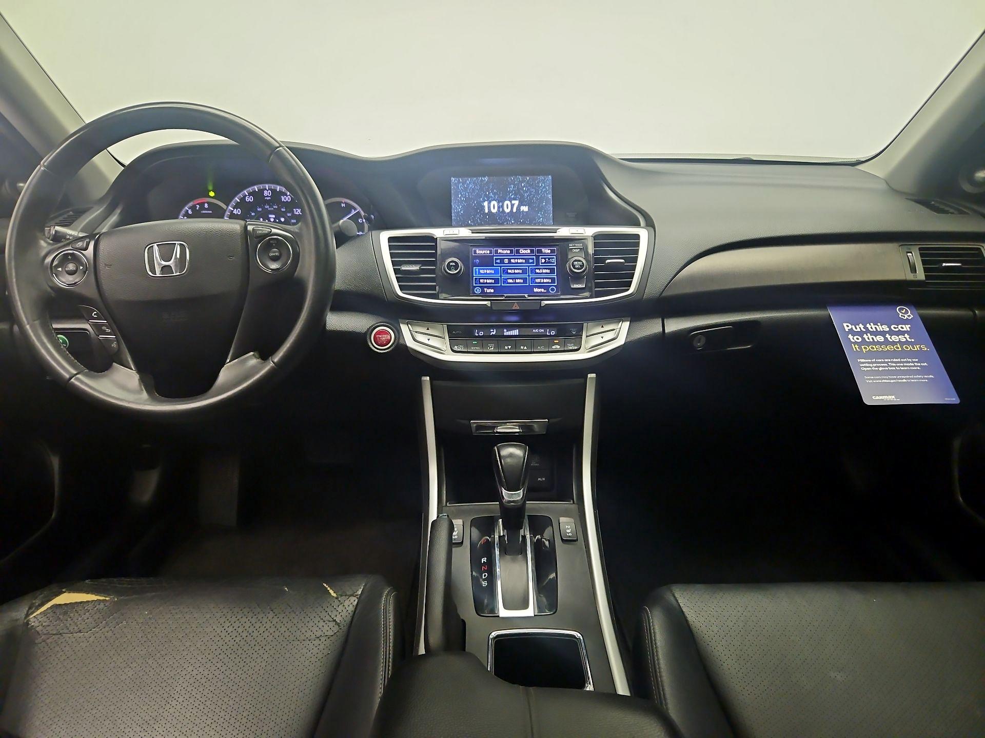 Thumbnail: 2015 Honda Accord - 9