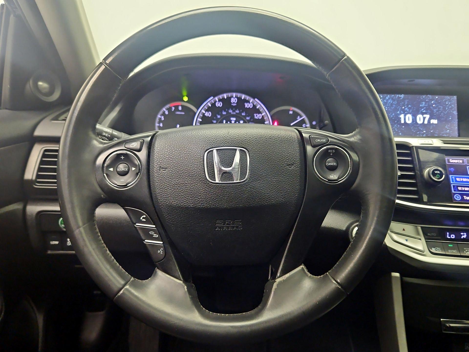 Thumbnail: 2015 Honda Accord - 10
