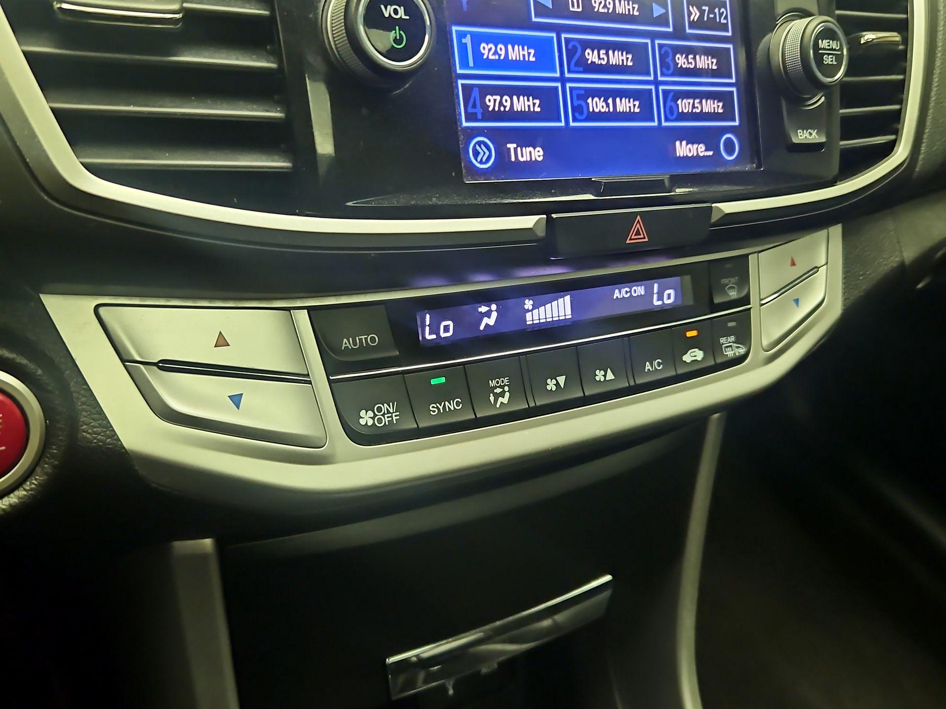 Thumbnail: 2015 Honda Accord - 16