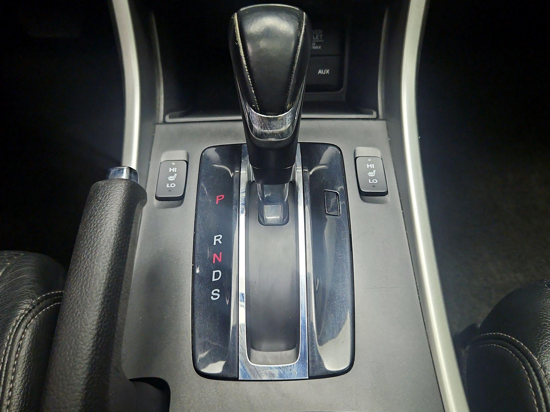 Thumbnail: 2015 Honda Accord - 17