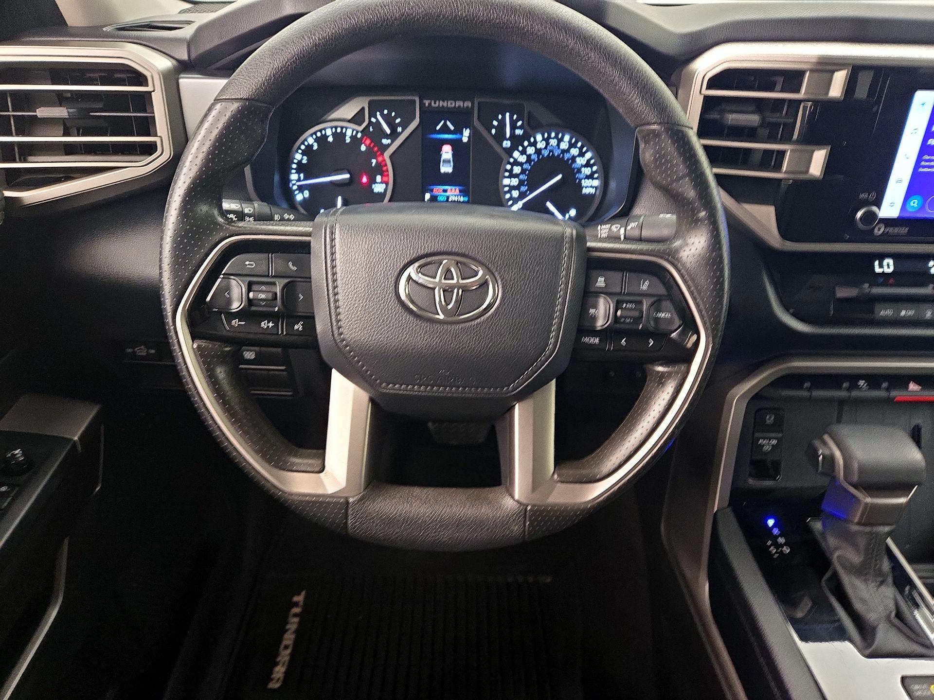 Thumbnail: 2022 Toyota Tundra - 10