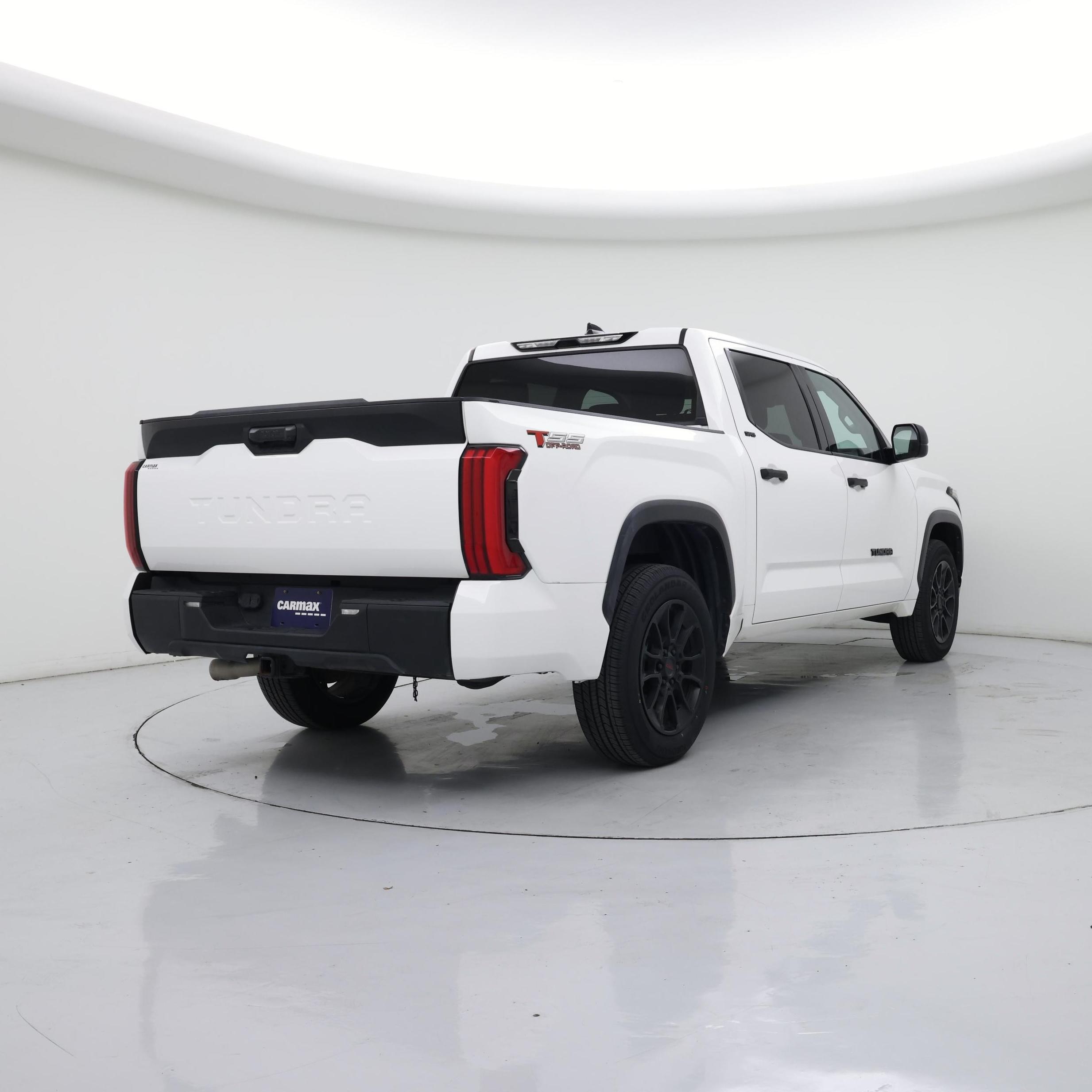 Thumbnail: 2022 Toyota Tundra - 8