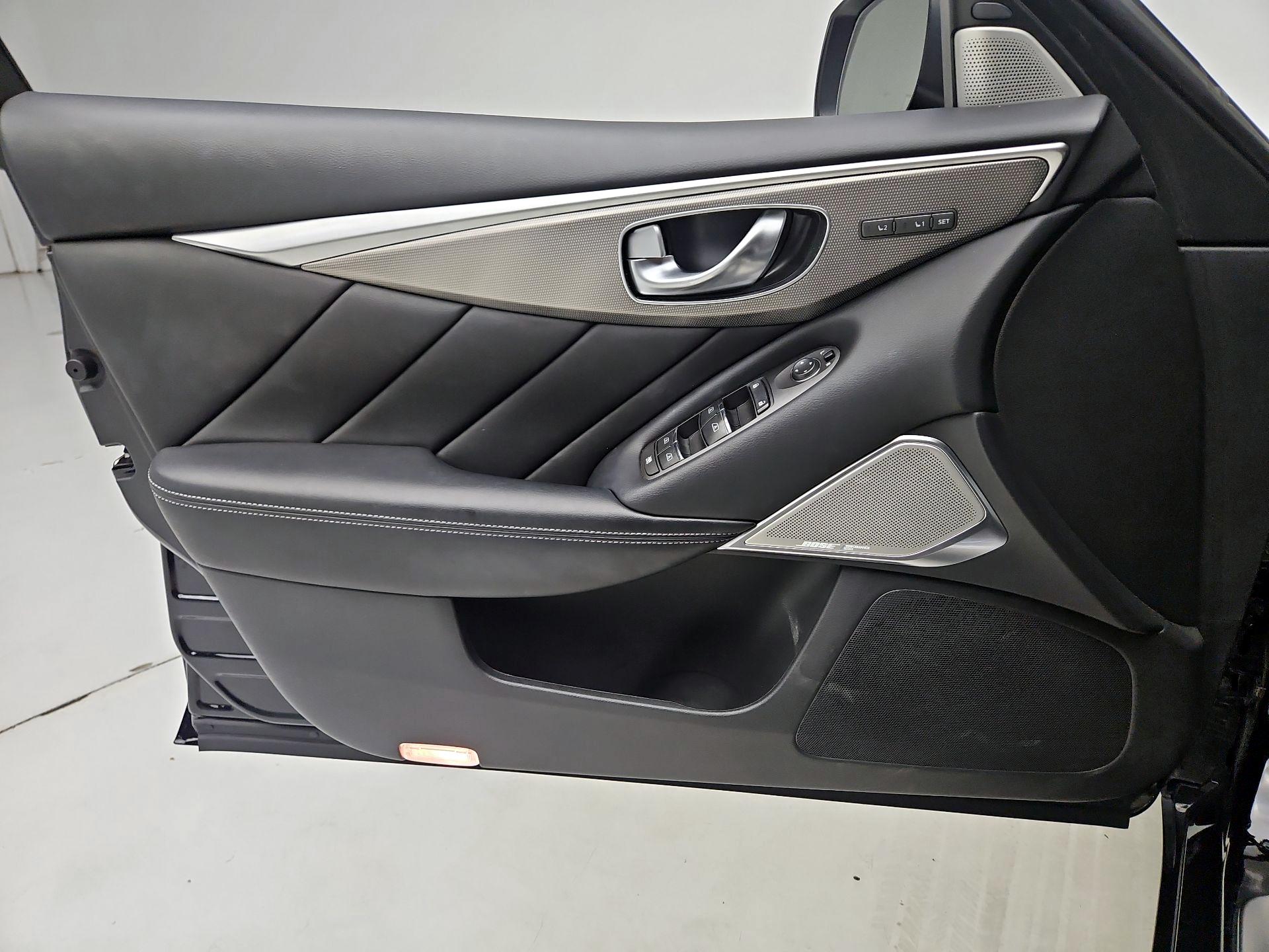 Thumbnail: 2019 INFINITI Q50 - 10