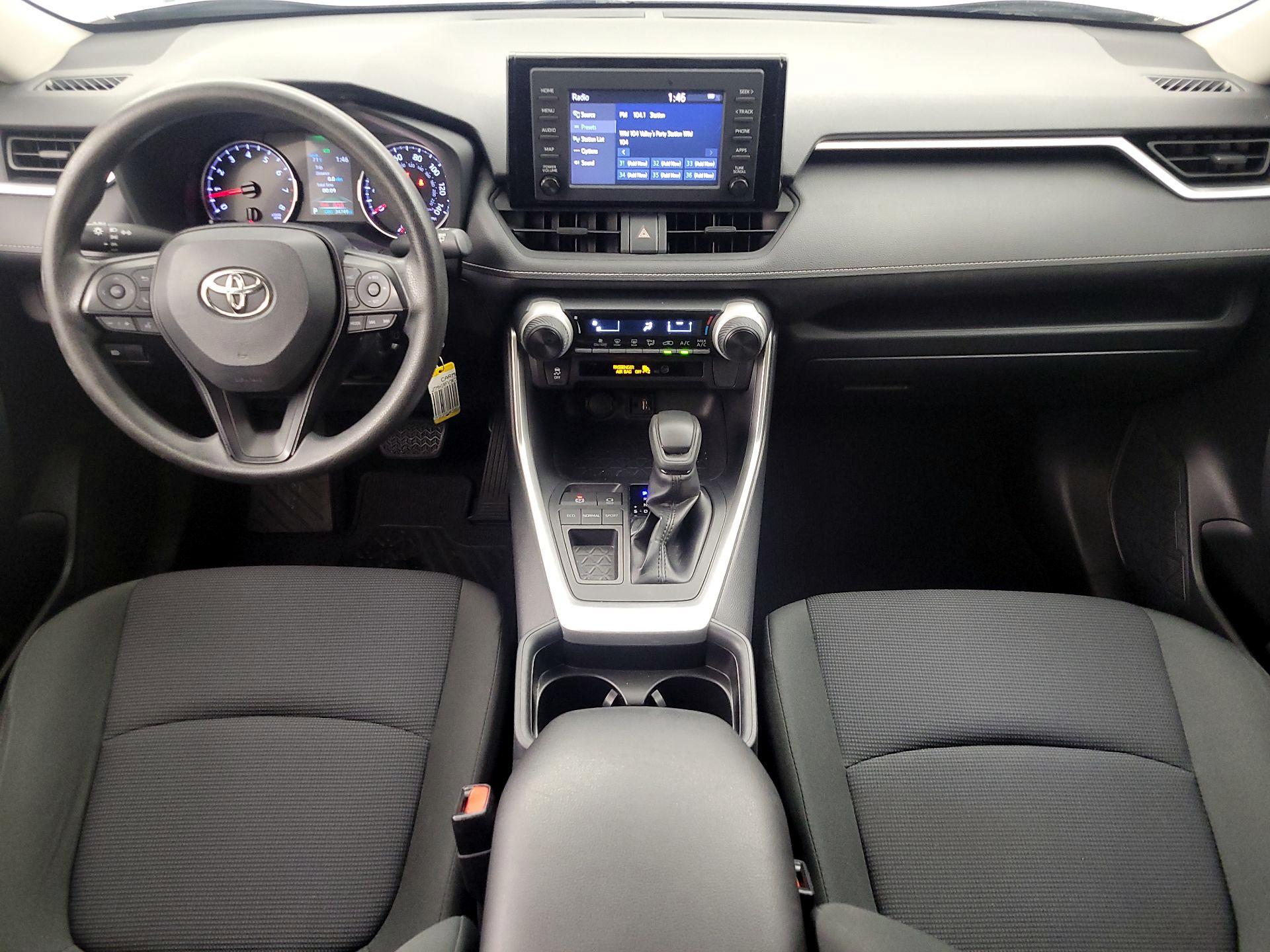 Thumbnail: 2019 Toyota RAV4 - 9