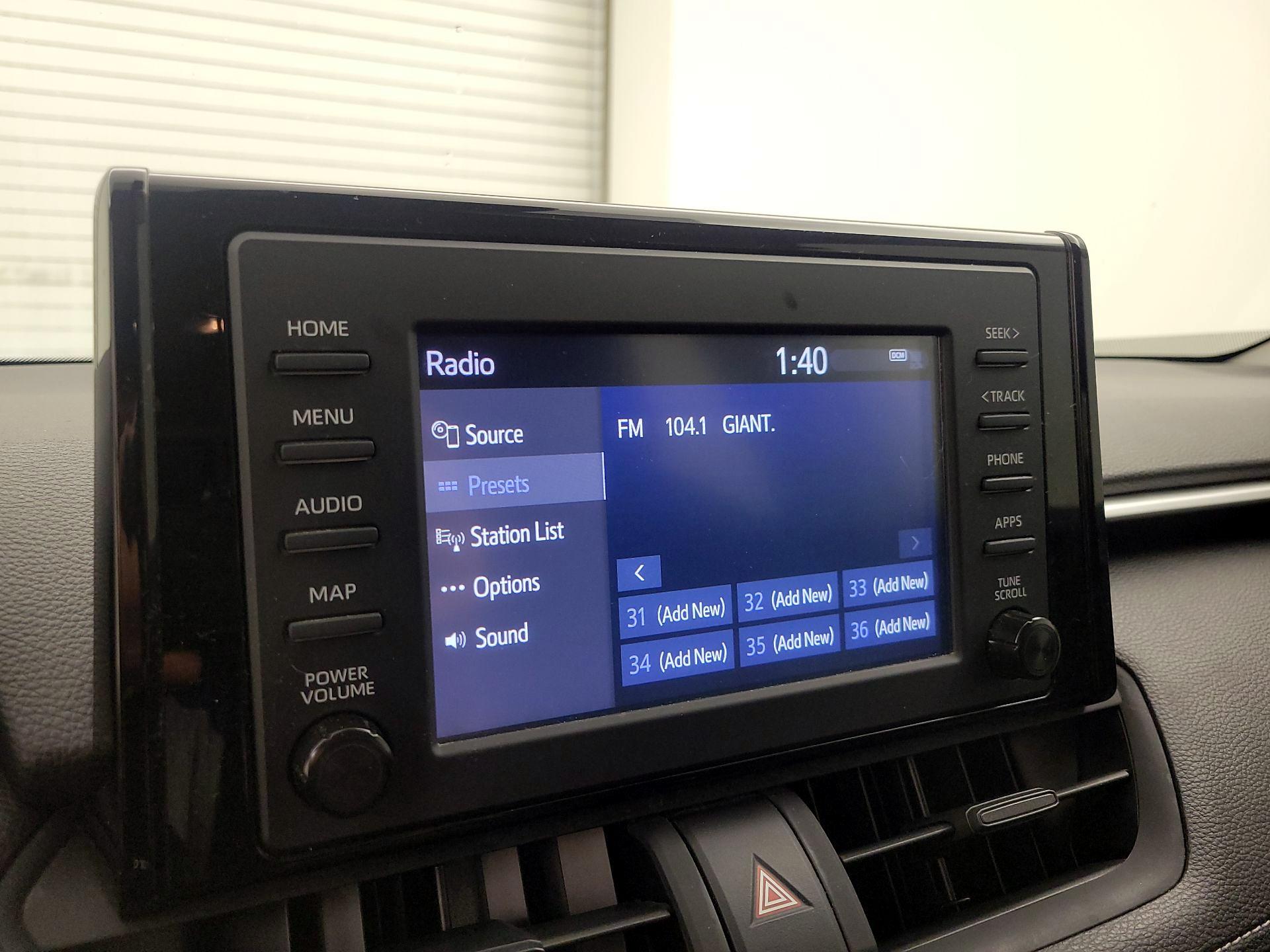 Thumbnail: 2019 Toyota RAV4 - 15