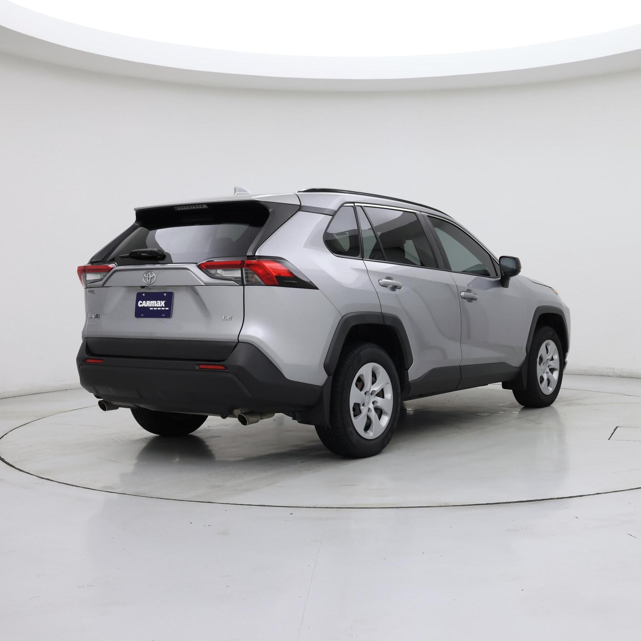 Thumbnail: 2019 Toyota RAV4 - 8