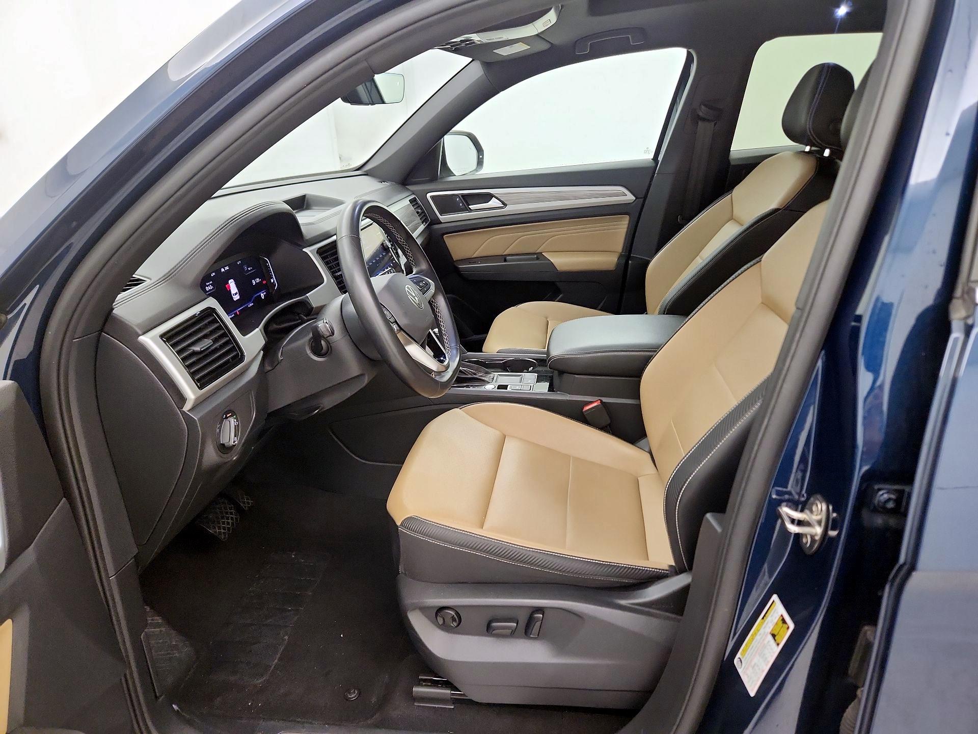 Thumbnail: 2022 Volkswagen Atlas - 11