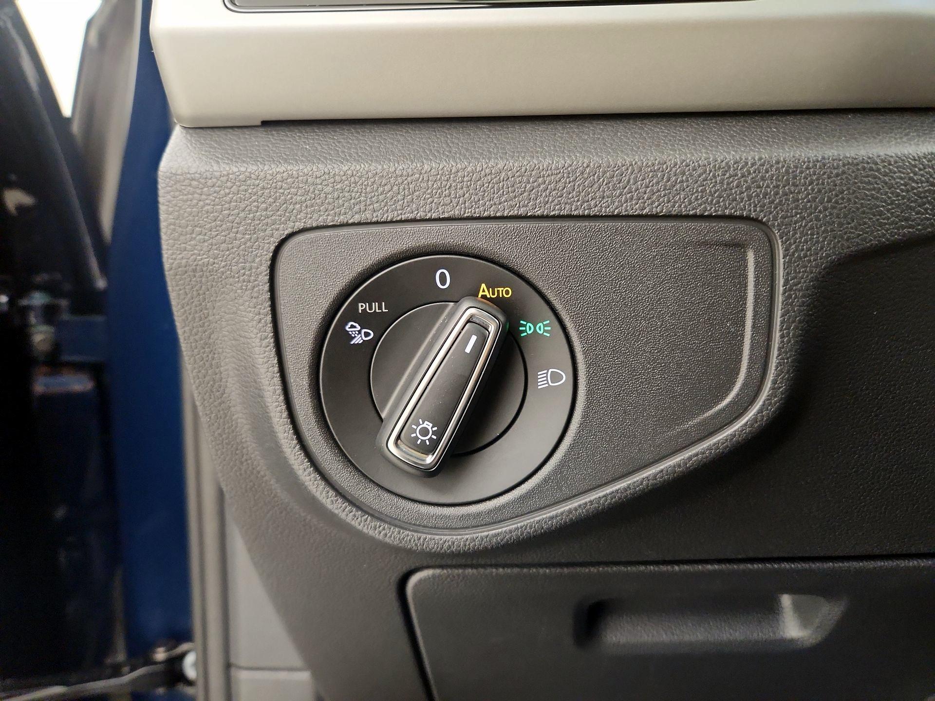 Thumbnail: 2022 Volkswagen Atlas - 13