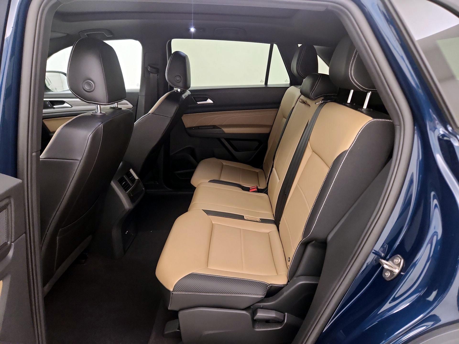 Thumbnail: 2022 Volkswagen Atlas - 20