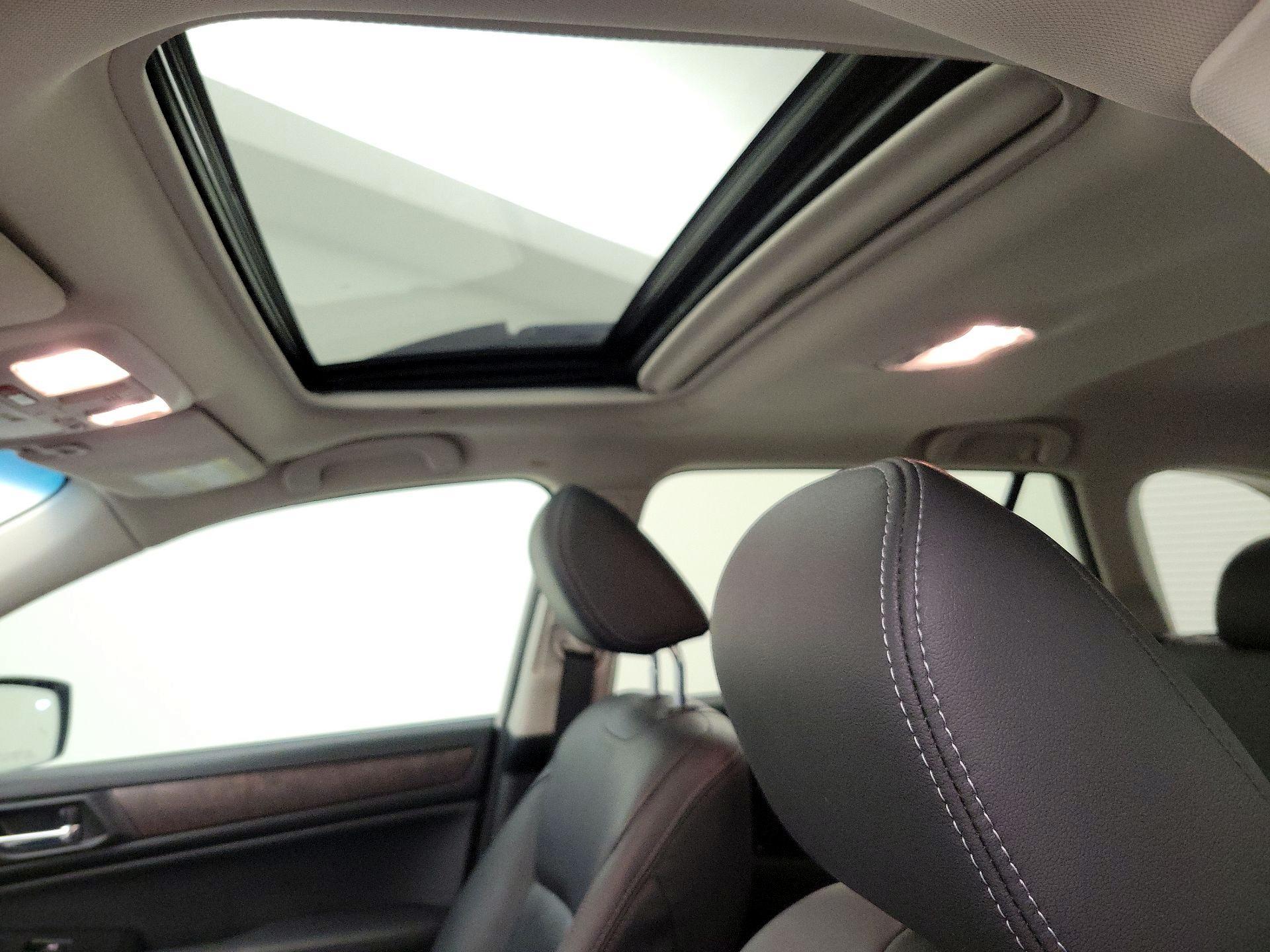 Thumbnail: 2016 Subaru Outback - 18