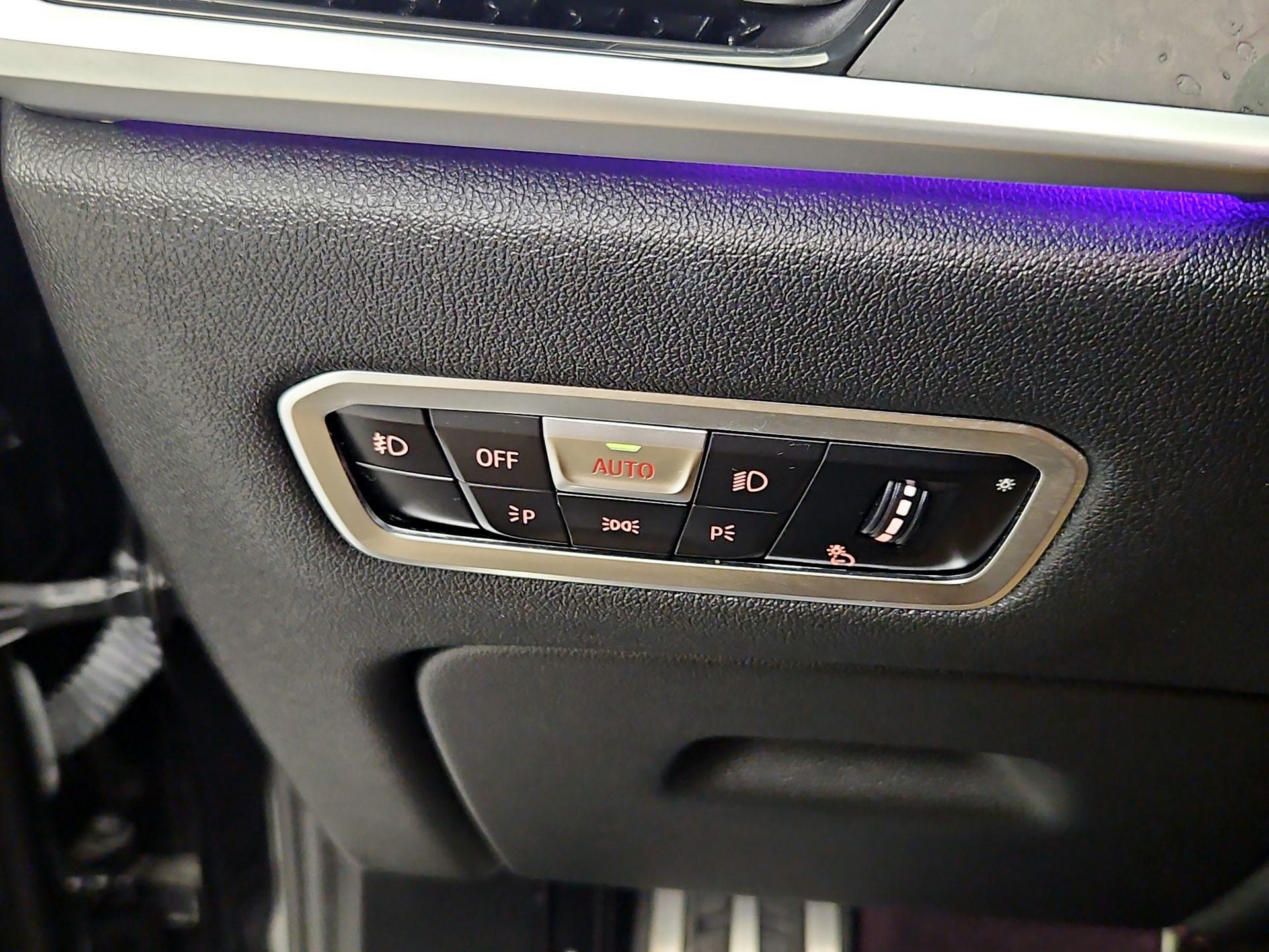 Thumbnail: 2022 BMW X7 - 13