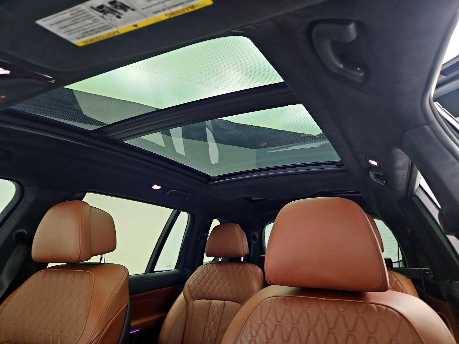 Thumbnail: 2022 BMW X7 - 20