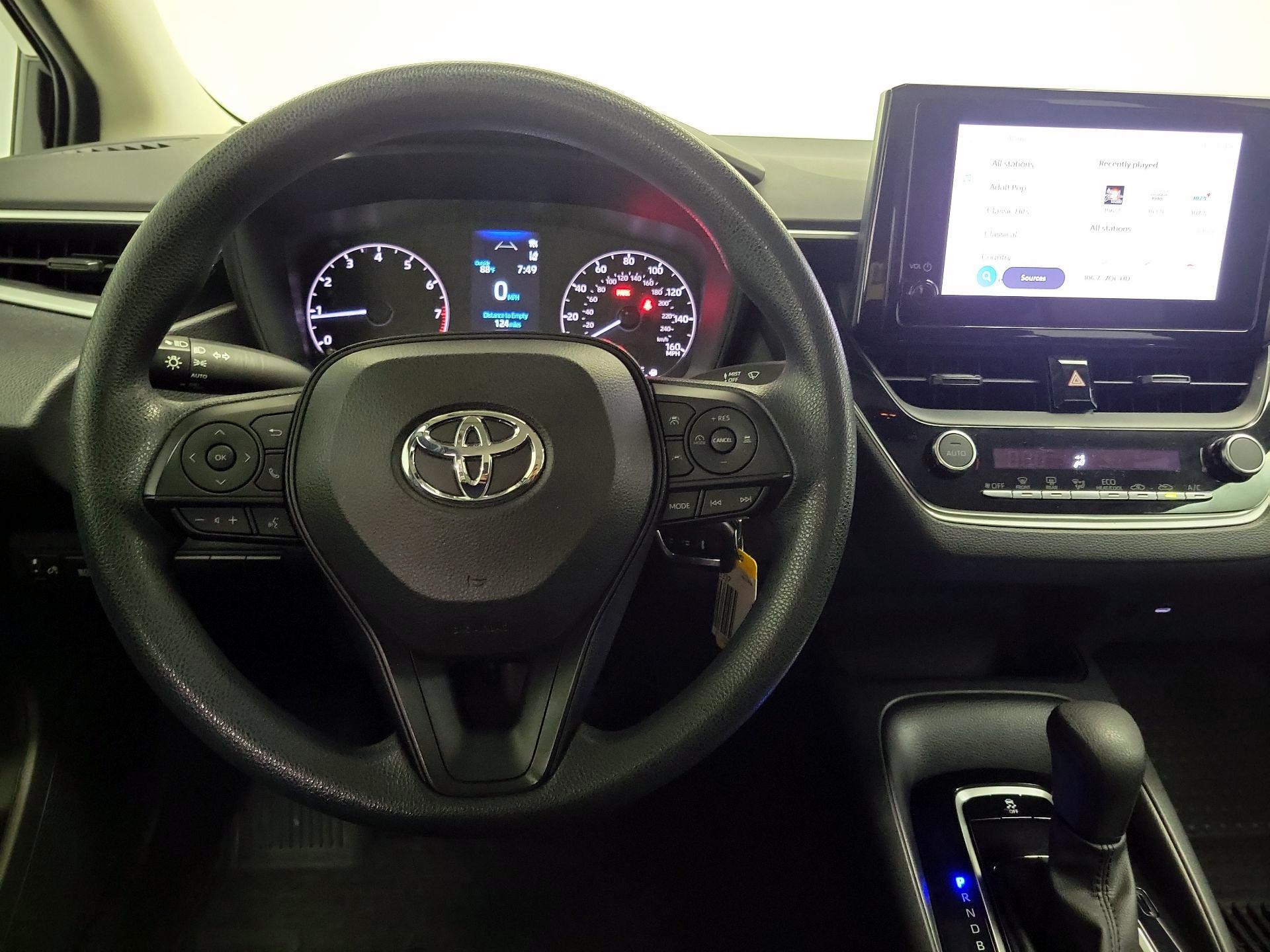 Thumbnail: 2023 Toyota Corolla - 10