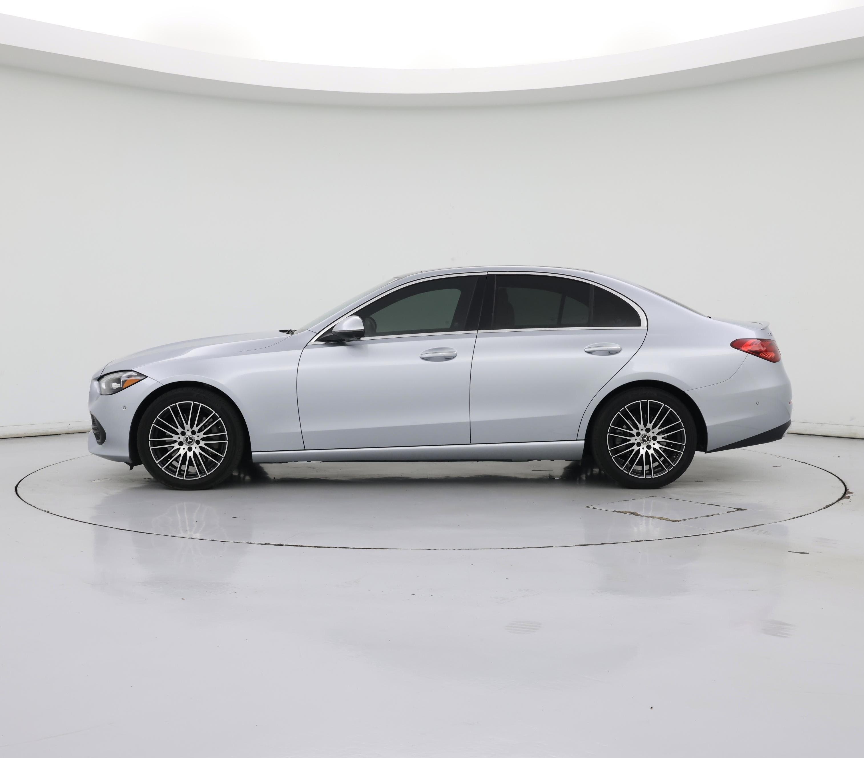 Thumbnail: 2023 Mercedes-Benz C-Class - 3