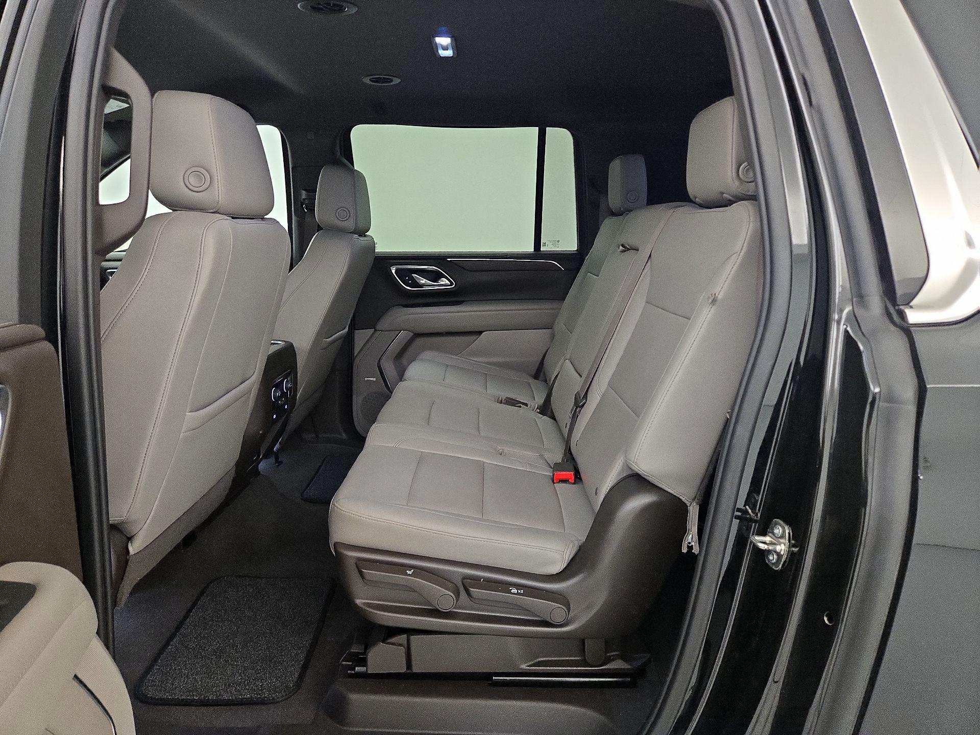Thumbnail: 2023 Chevrolet Suburban - 19