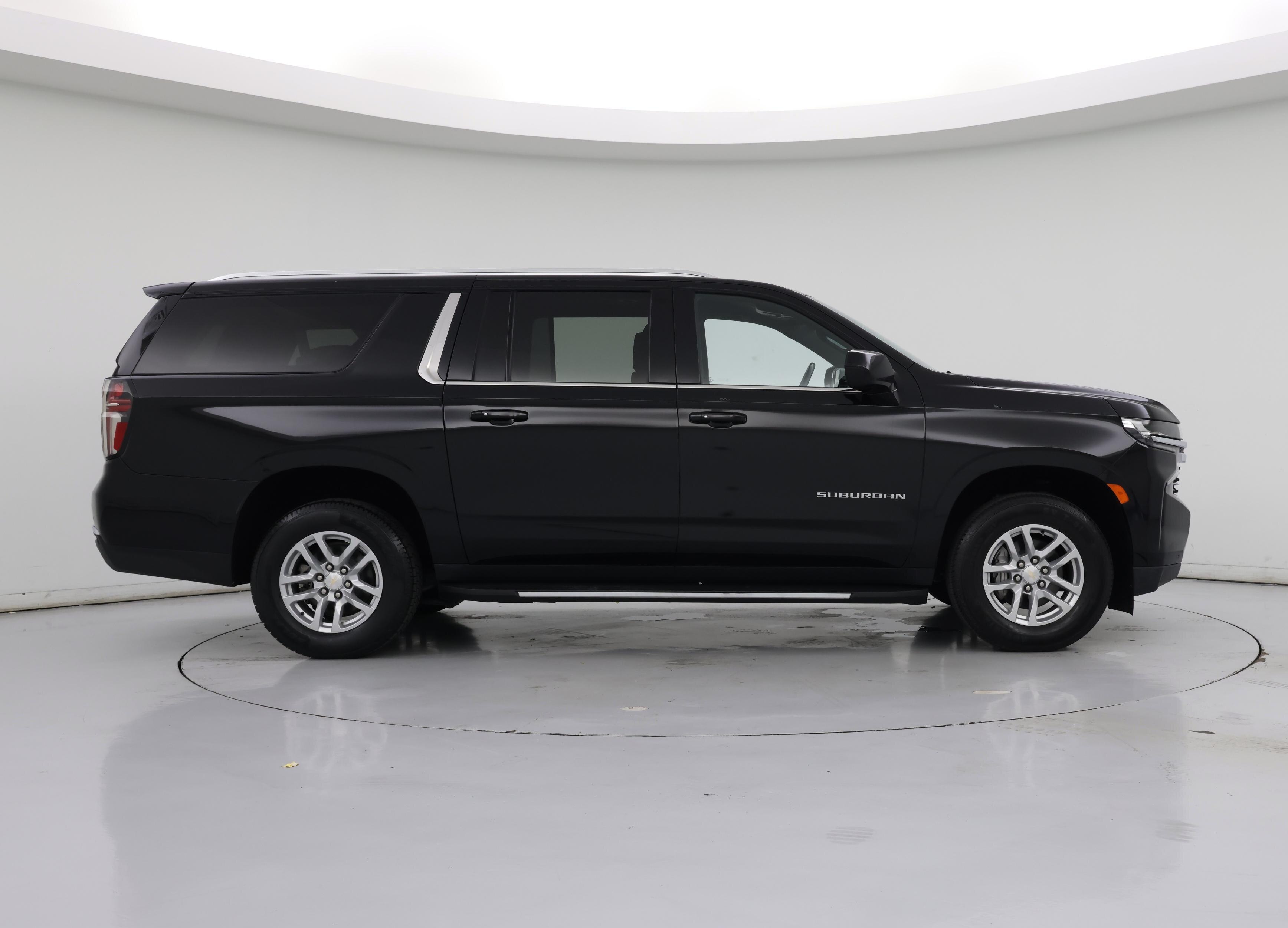 Thumbnail: 2023 Chevrolet Suburban - 7