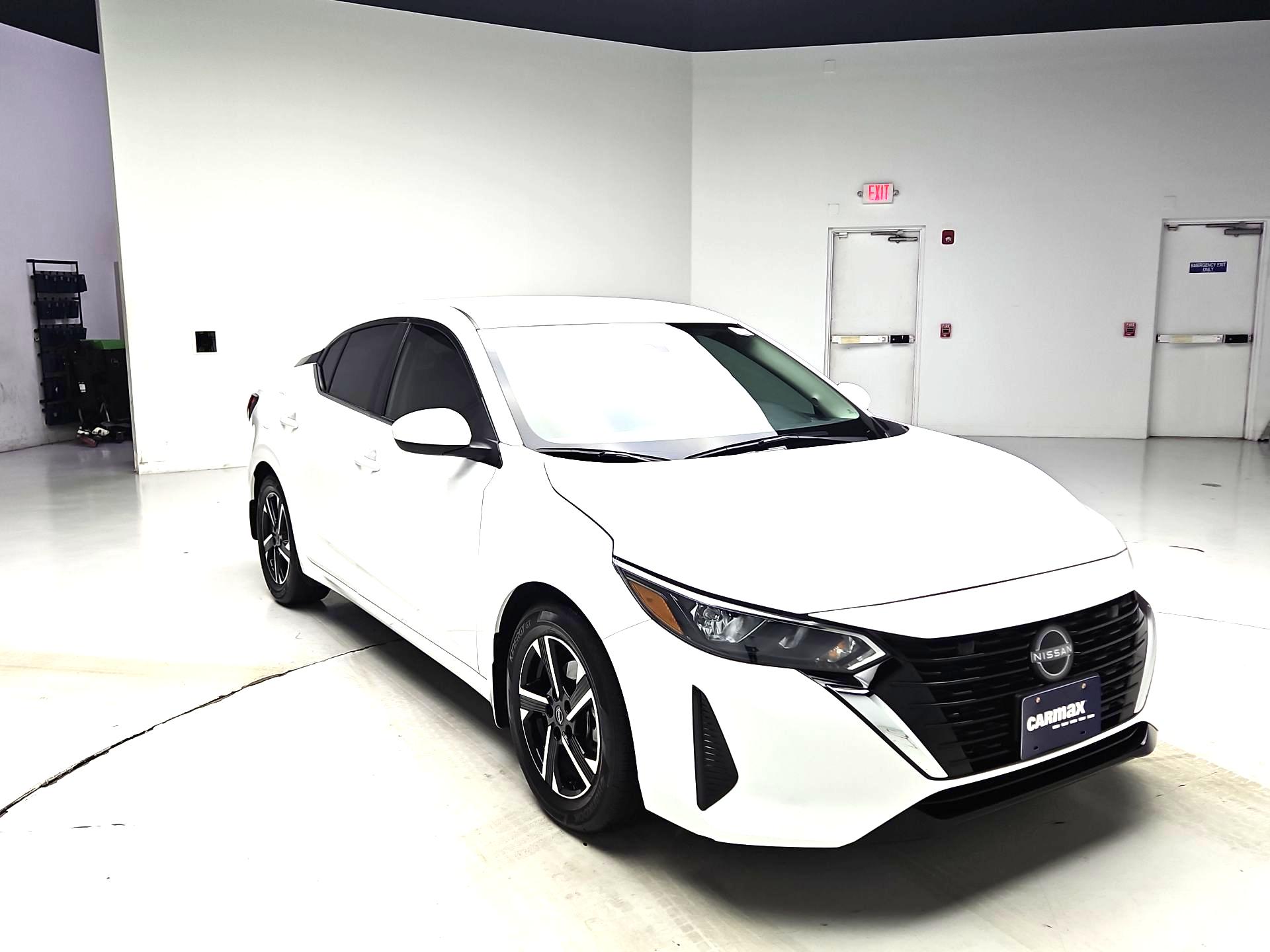 Thumbnail: 2025 Nissan Sentra - 1