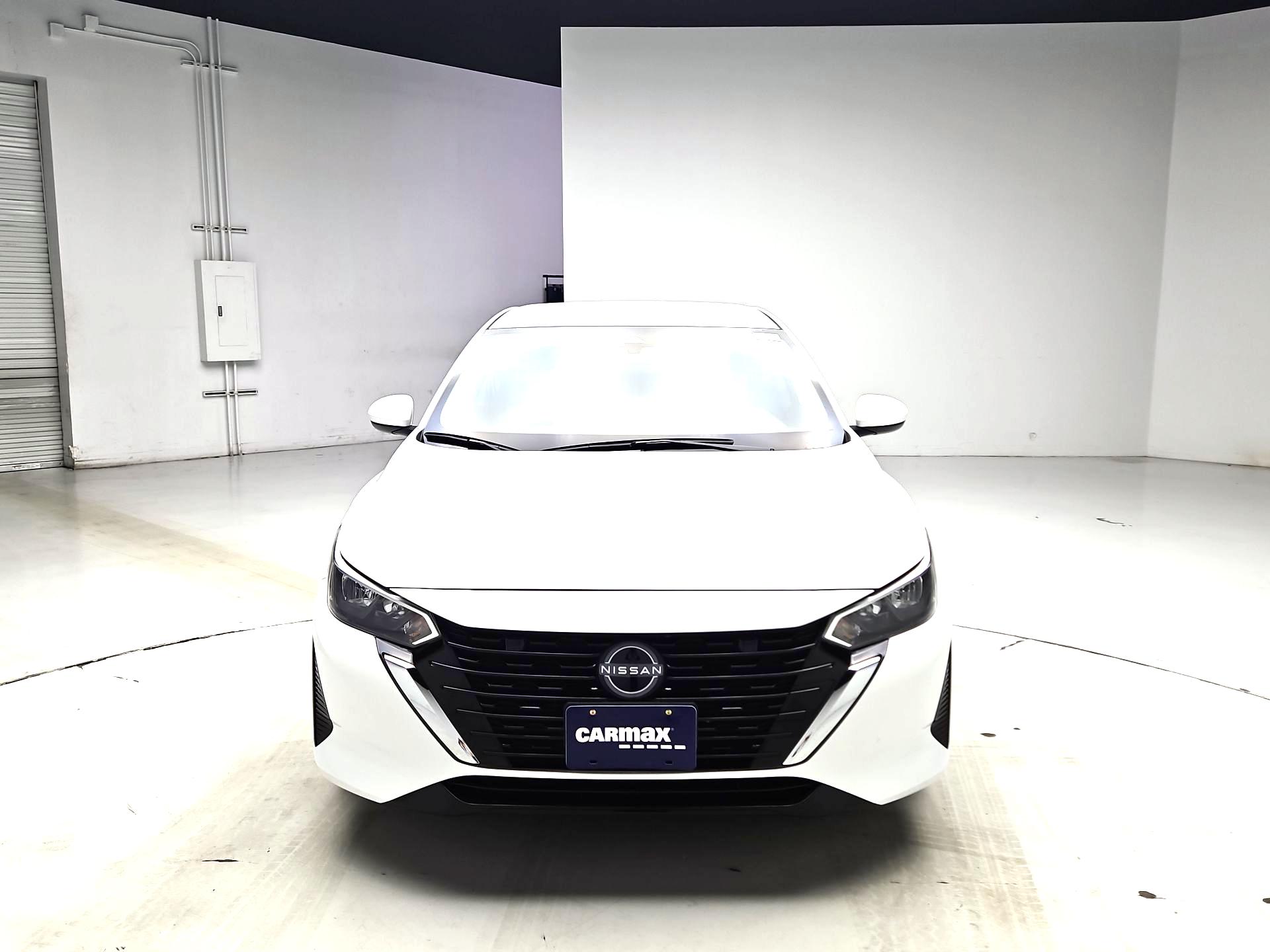 Thumbnail: 2025 Nissan Sentra - 2