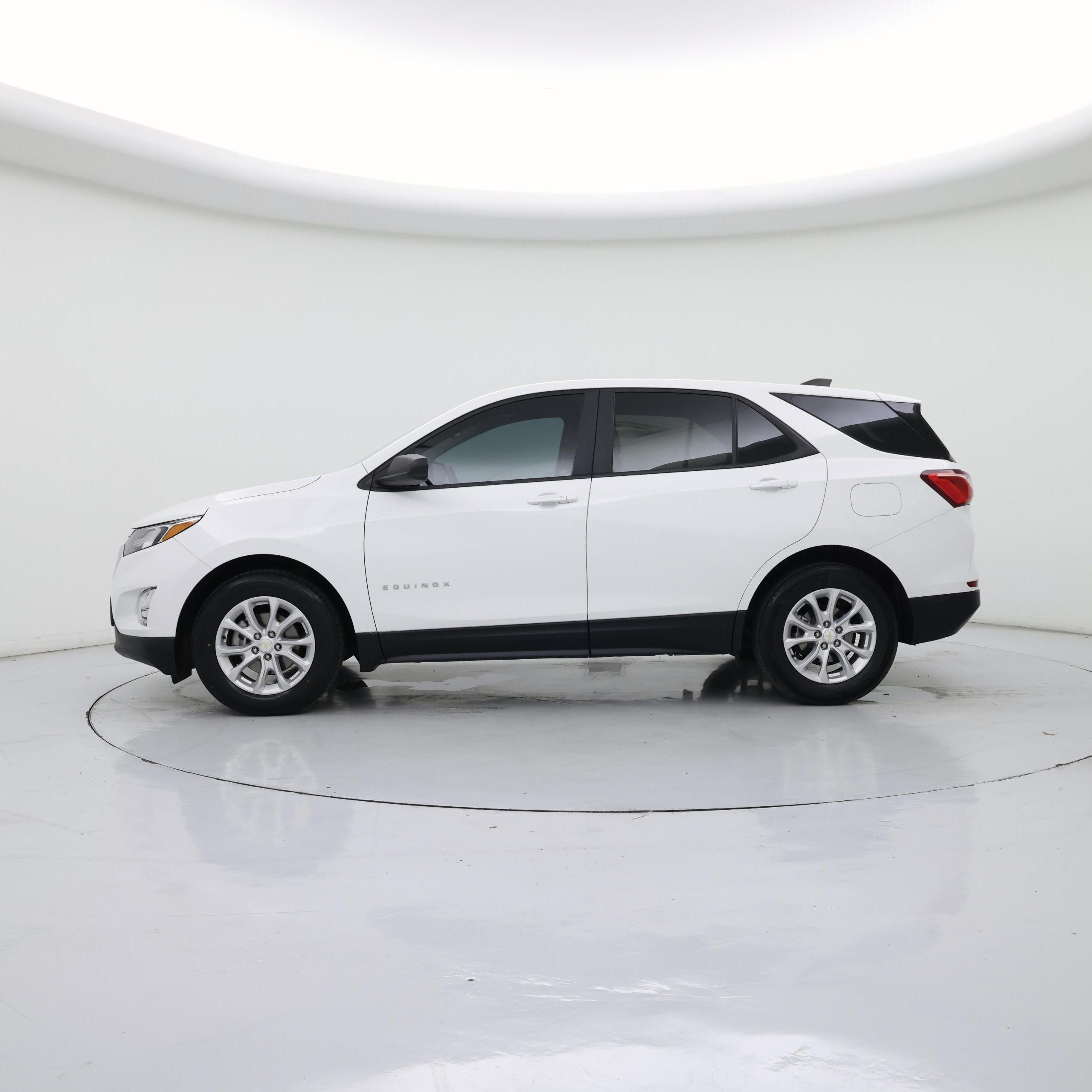 Thumbnail: 2021 Chevrolet Equinox - 3