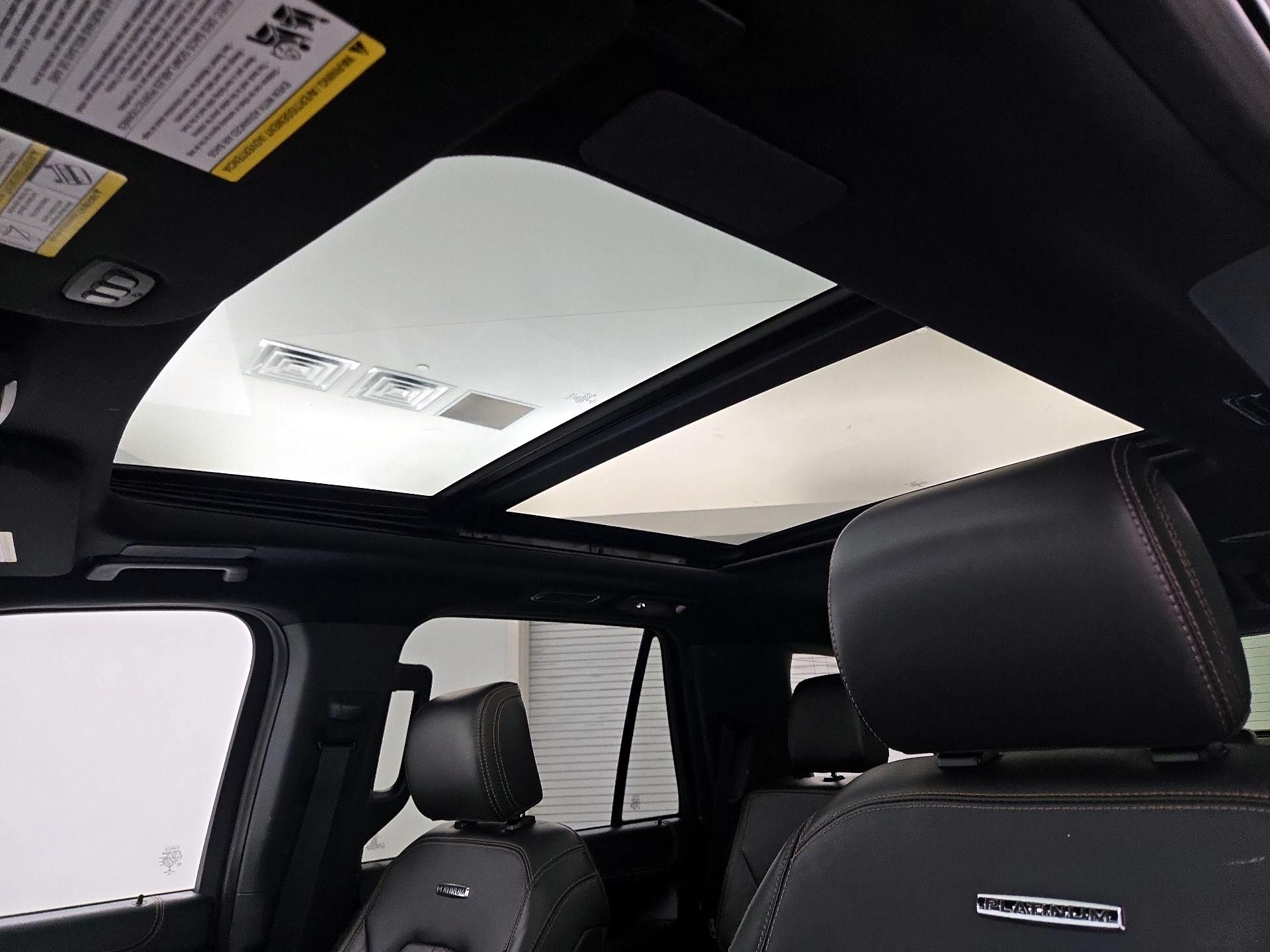 Thumbnail: 2022 Ford Expedition - 20