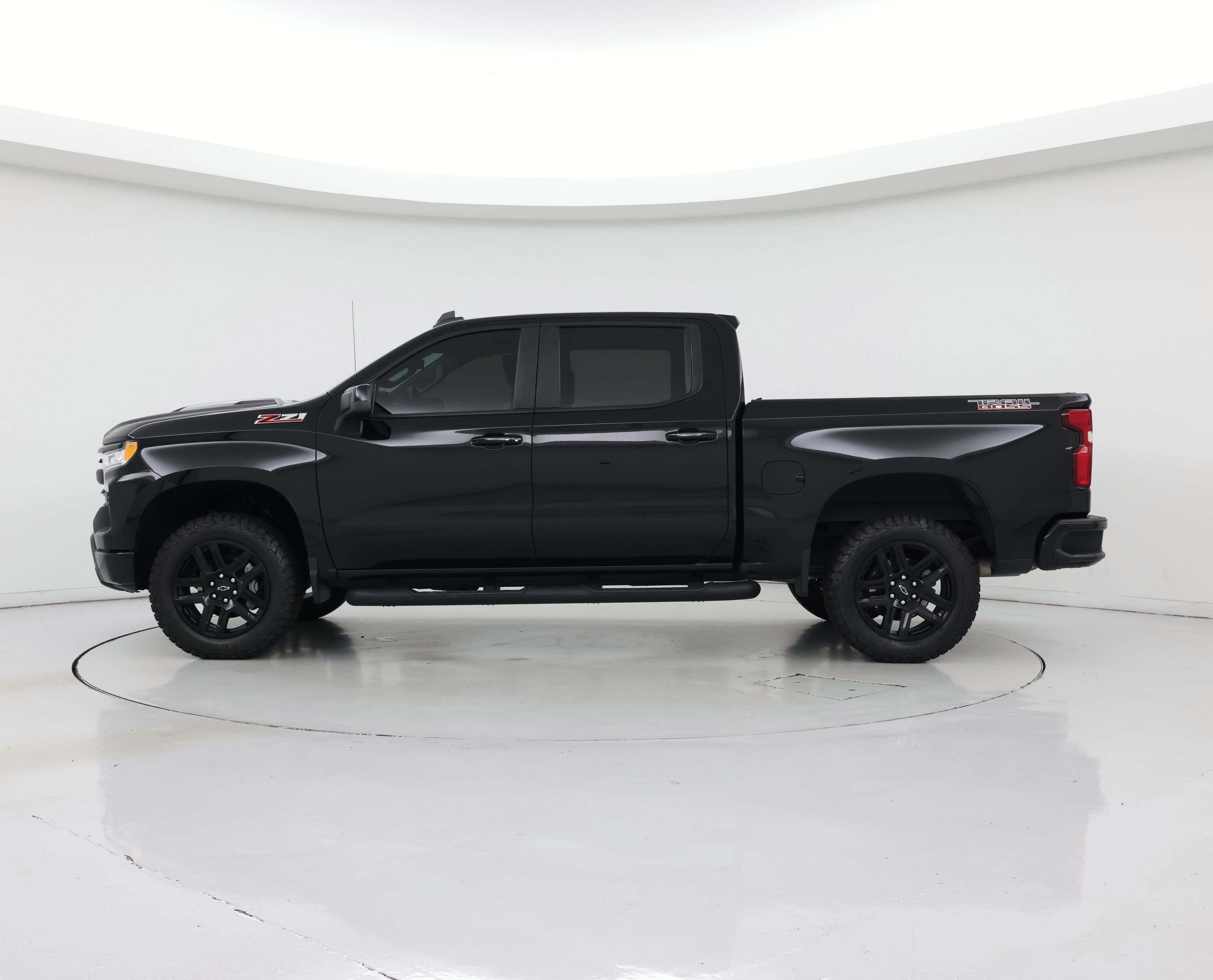 Thumbnail: 2023 Chevrolet Silverado 1500 - 3