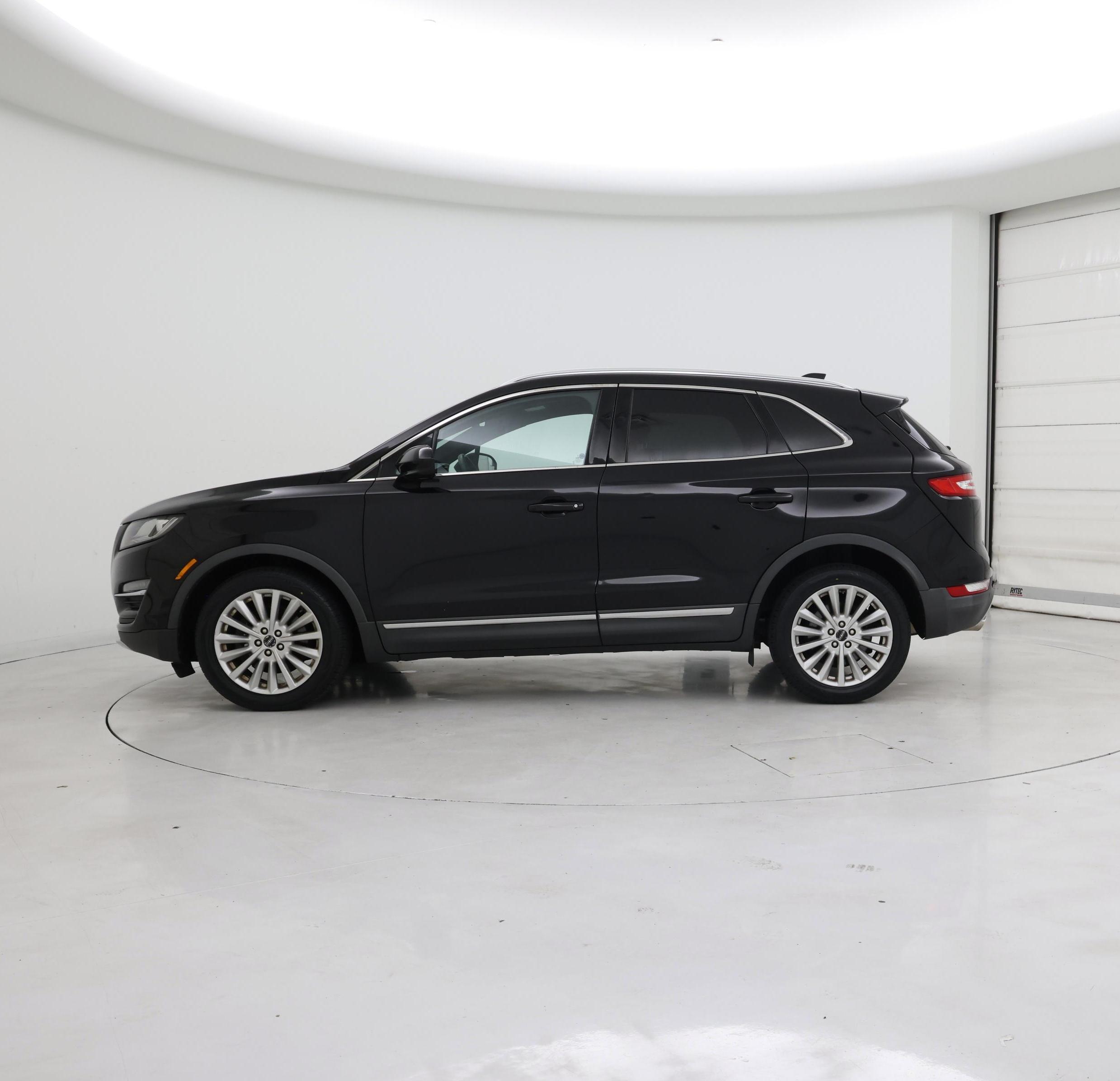 Thumbnail: 2019 Lincoln MKC - 3