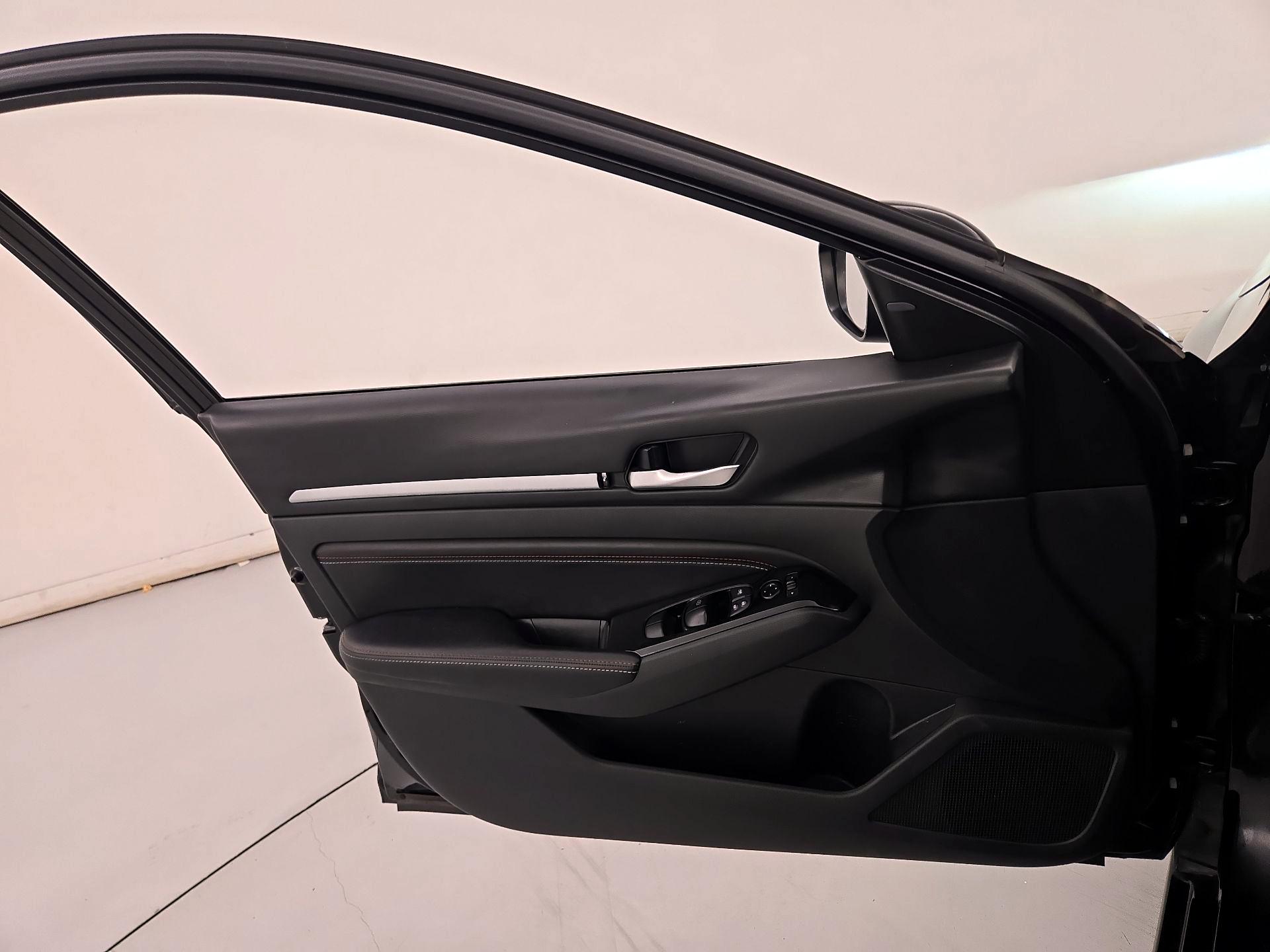 Thumbnail: 2023 Nissan Altima - 12