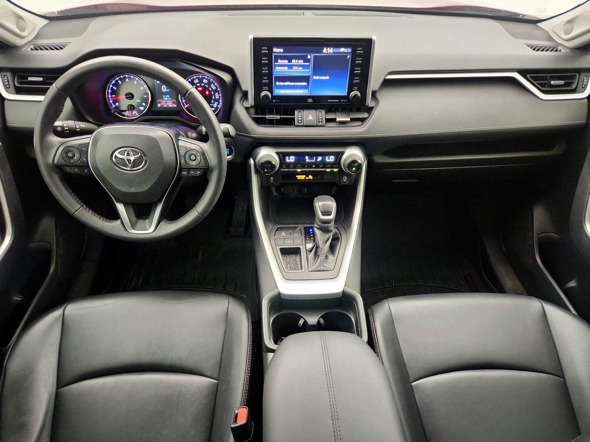 Thumbnail: 2020 Toyota RAV4 - 9