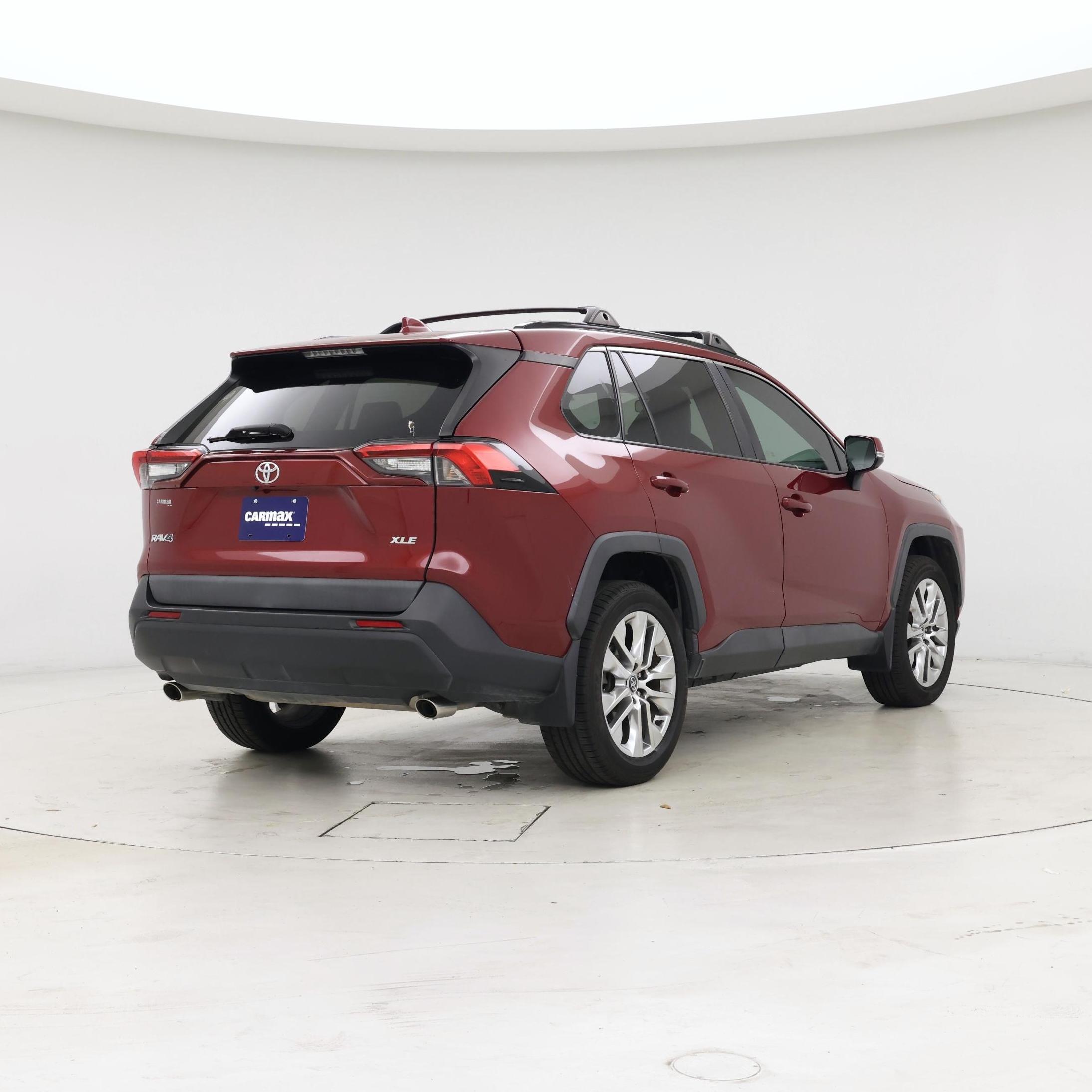 Thumbnail: 2020 Toyota RAV4 - 8