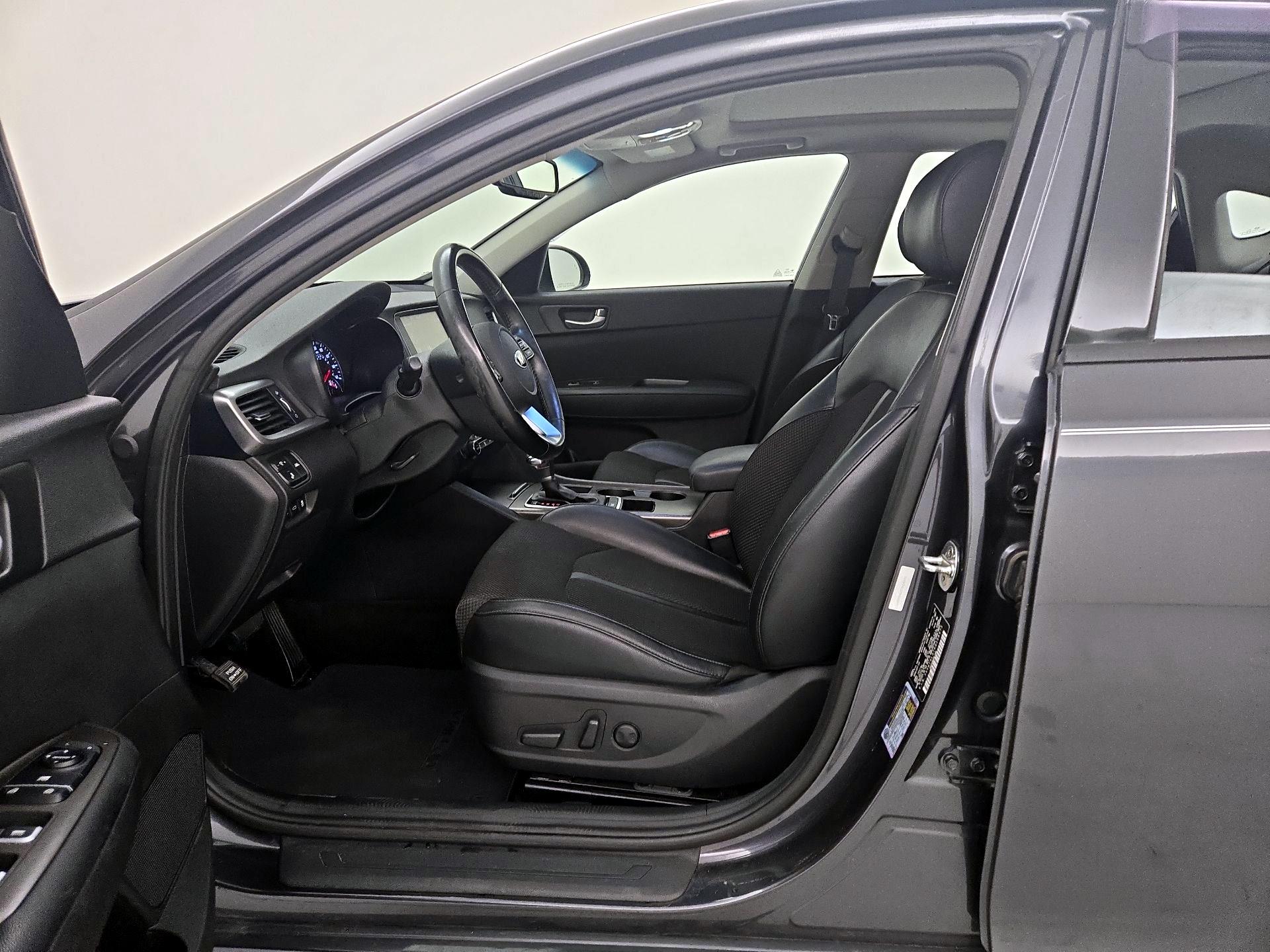 Thumbnail: 2019 Kia Optima - 11
