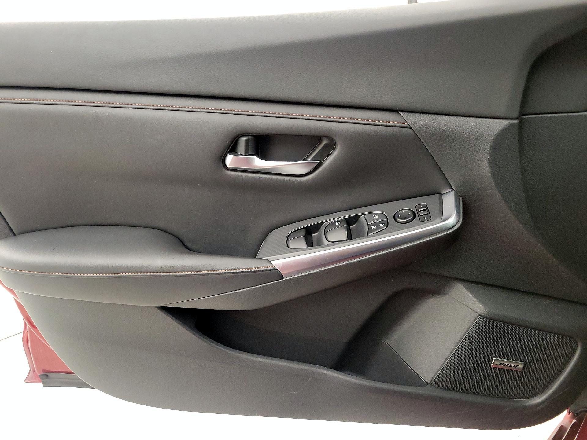 Thumbnail: 2020 Nissan Sentra - 12