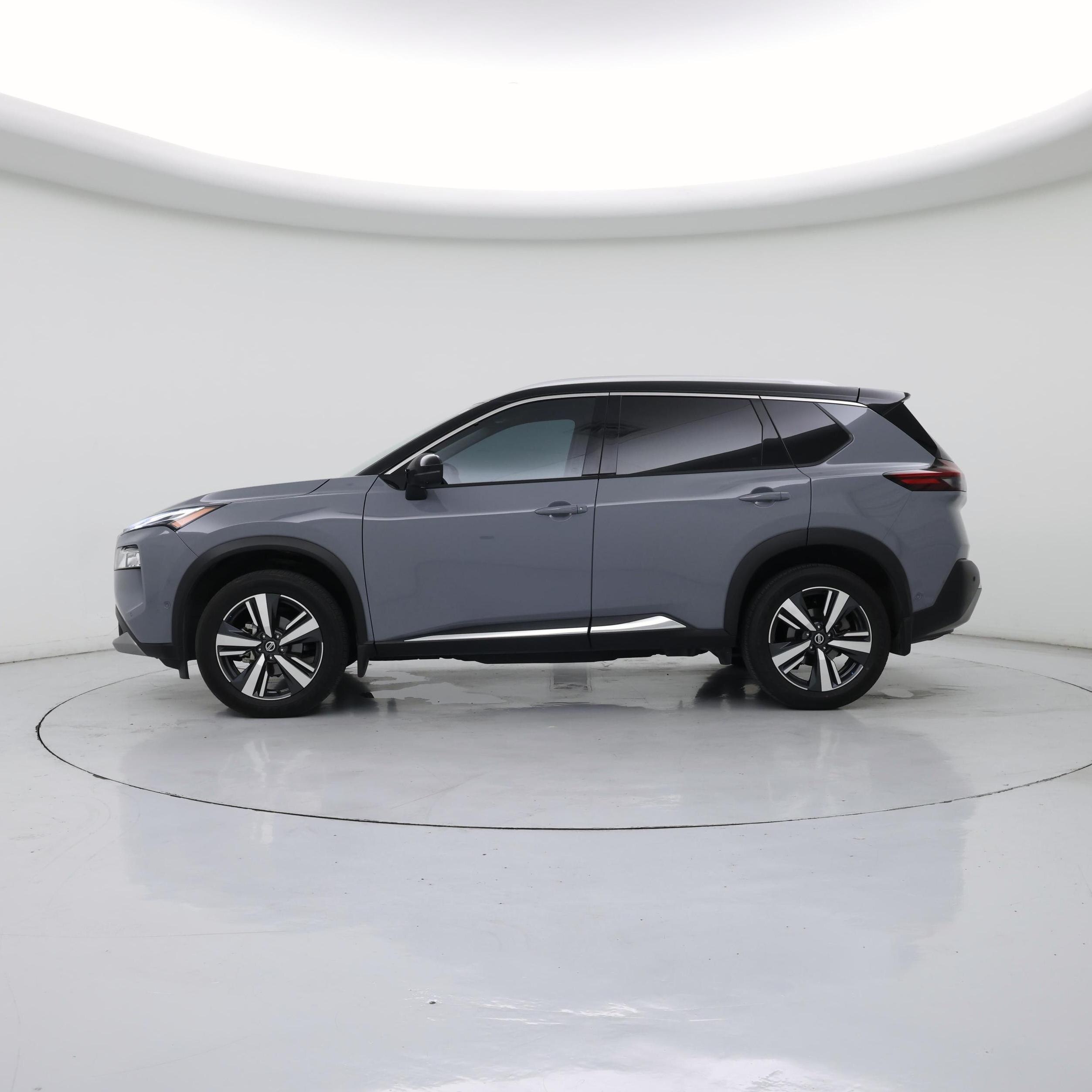 Thumbnail: 2021 Nissan Rogue - 3