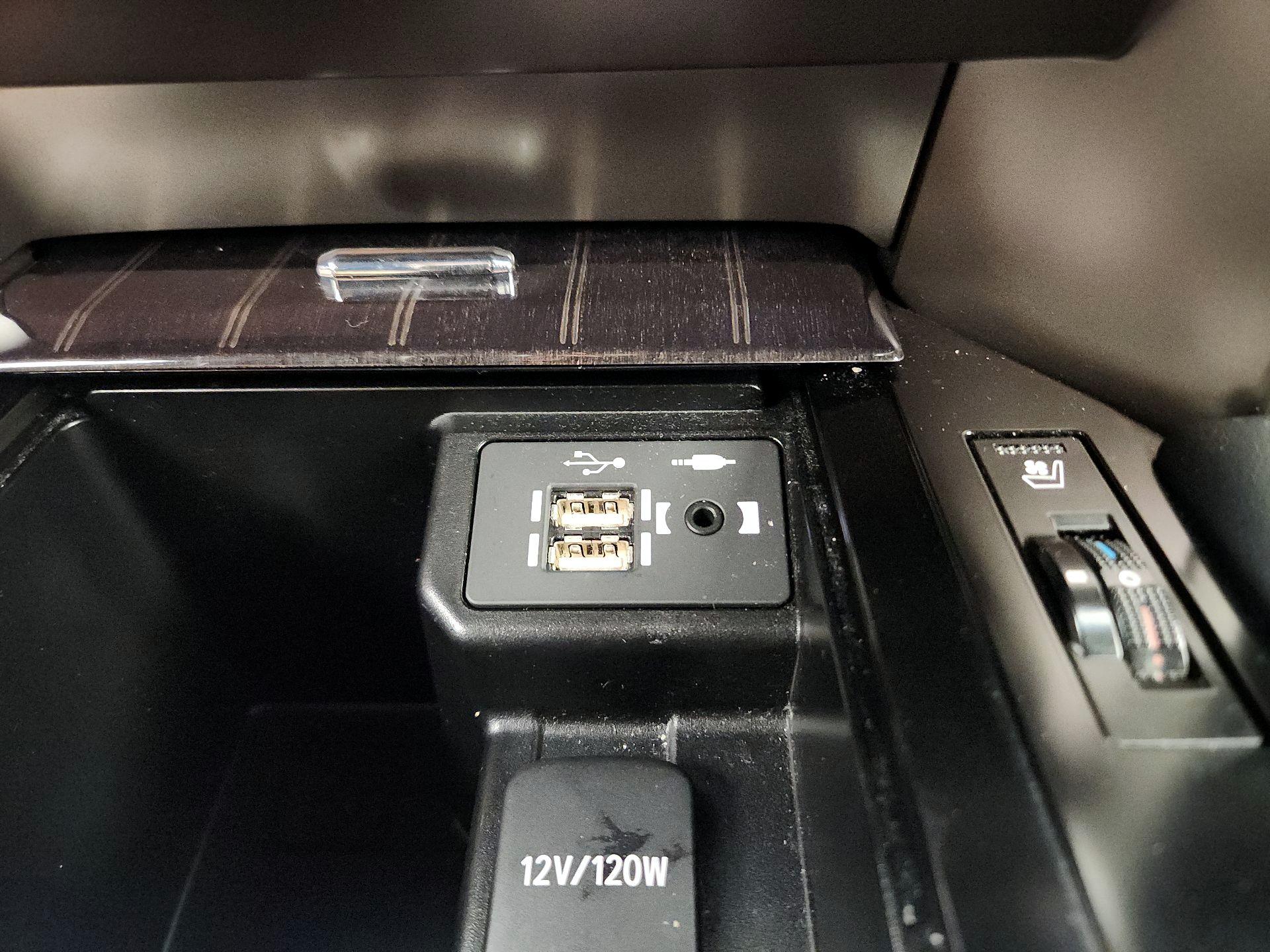 Thumbnail: 2021 Lexus GX - 19