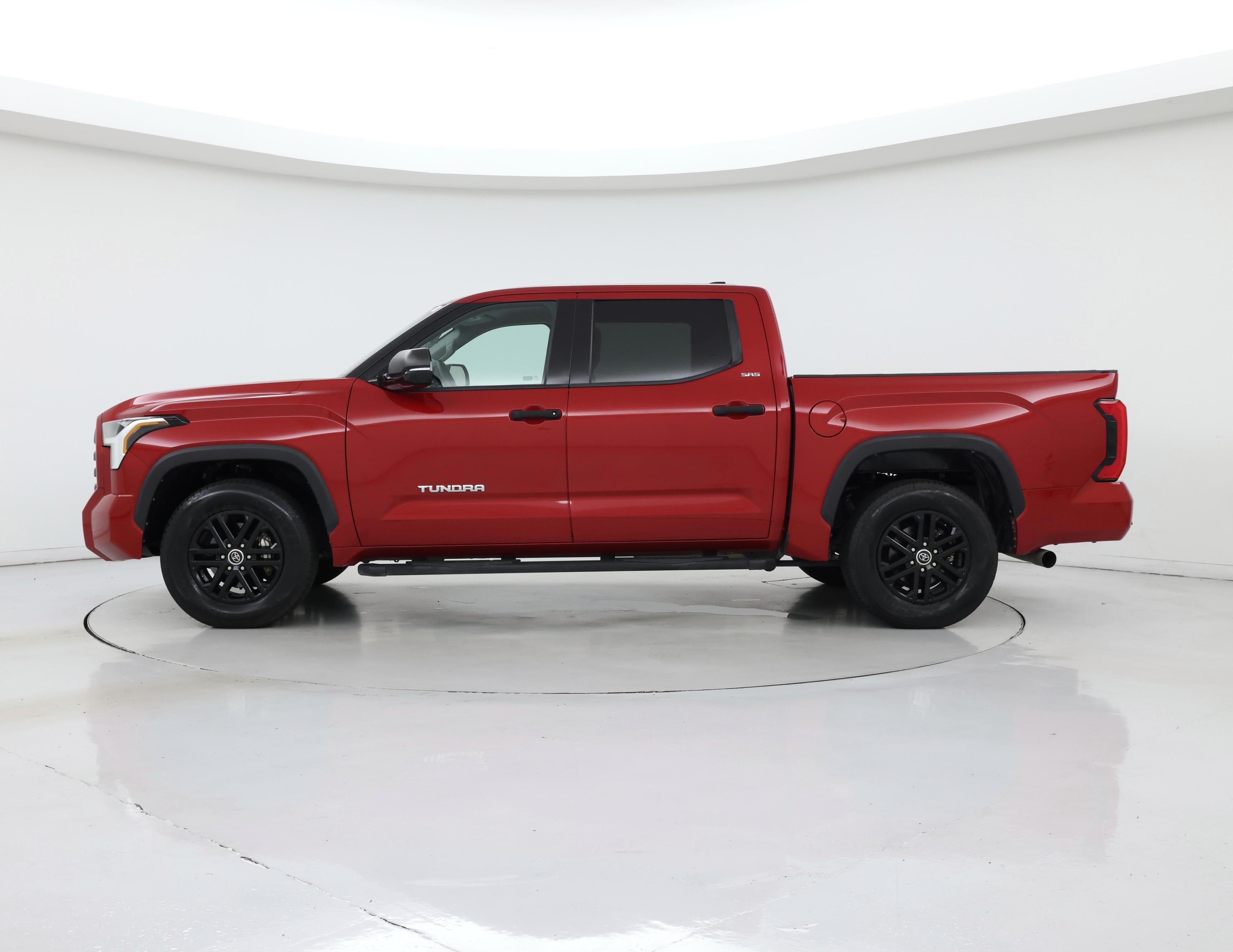 Thumbnail: 2022 Toyota Tundra - 3