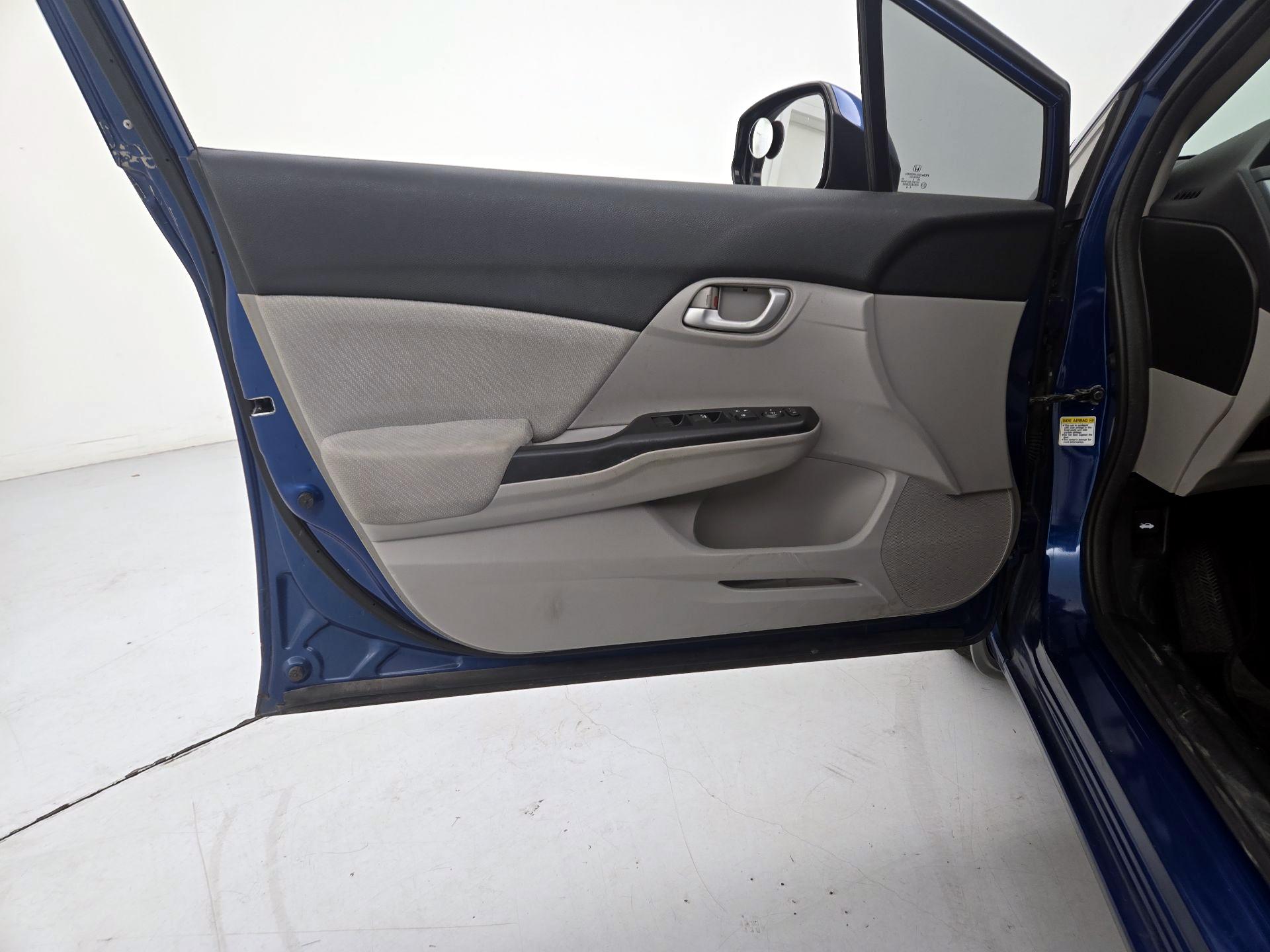 Thumbnail: 2013 Honda Civic - 12