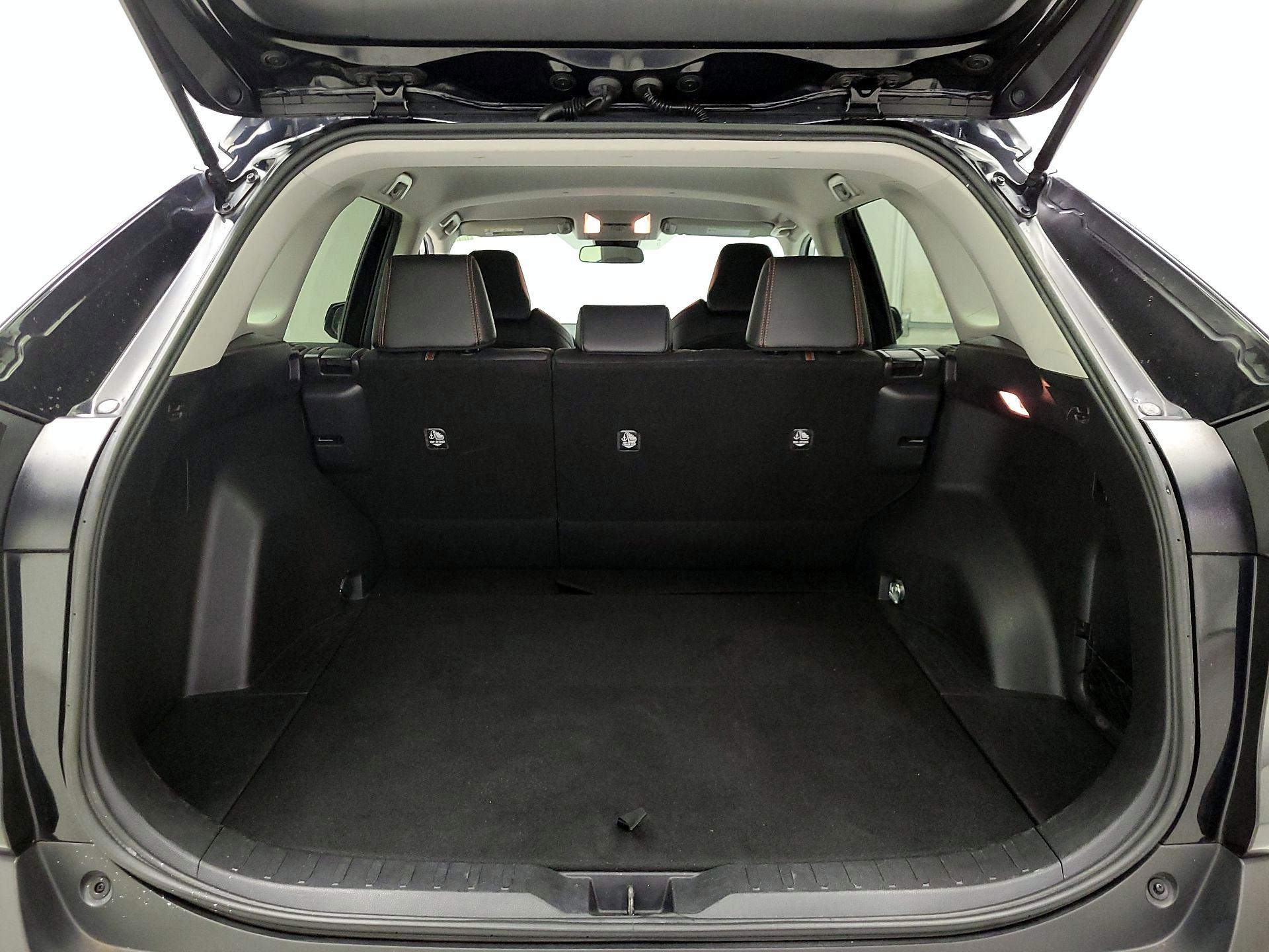 Thumbnail: 2020 Toyota RAV4 - 18