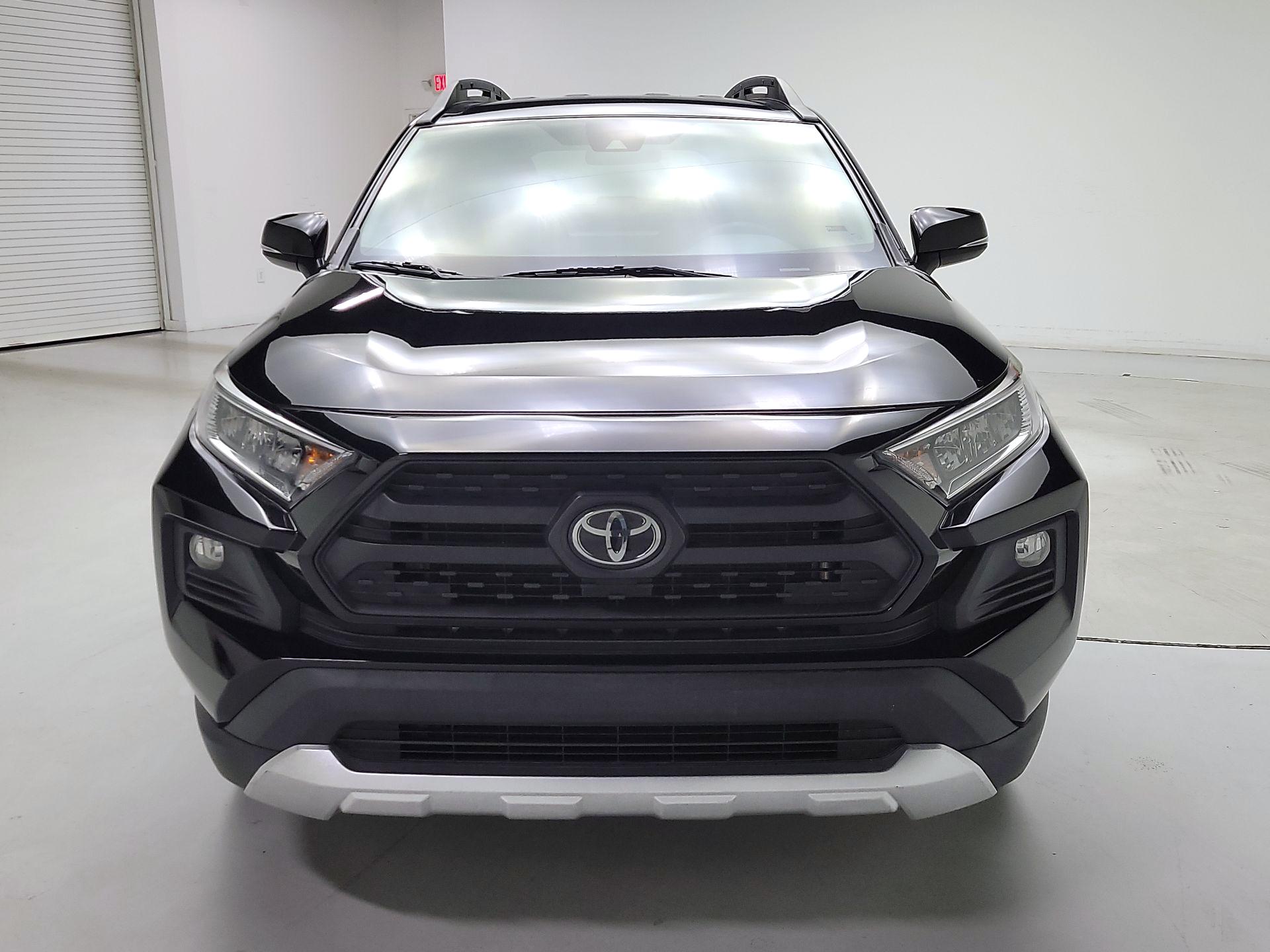 Thumbnail: 2020 Toyota RAV4 - 2