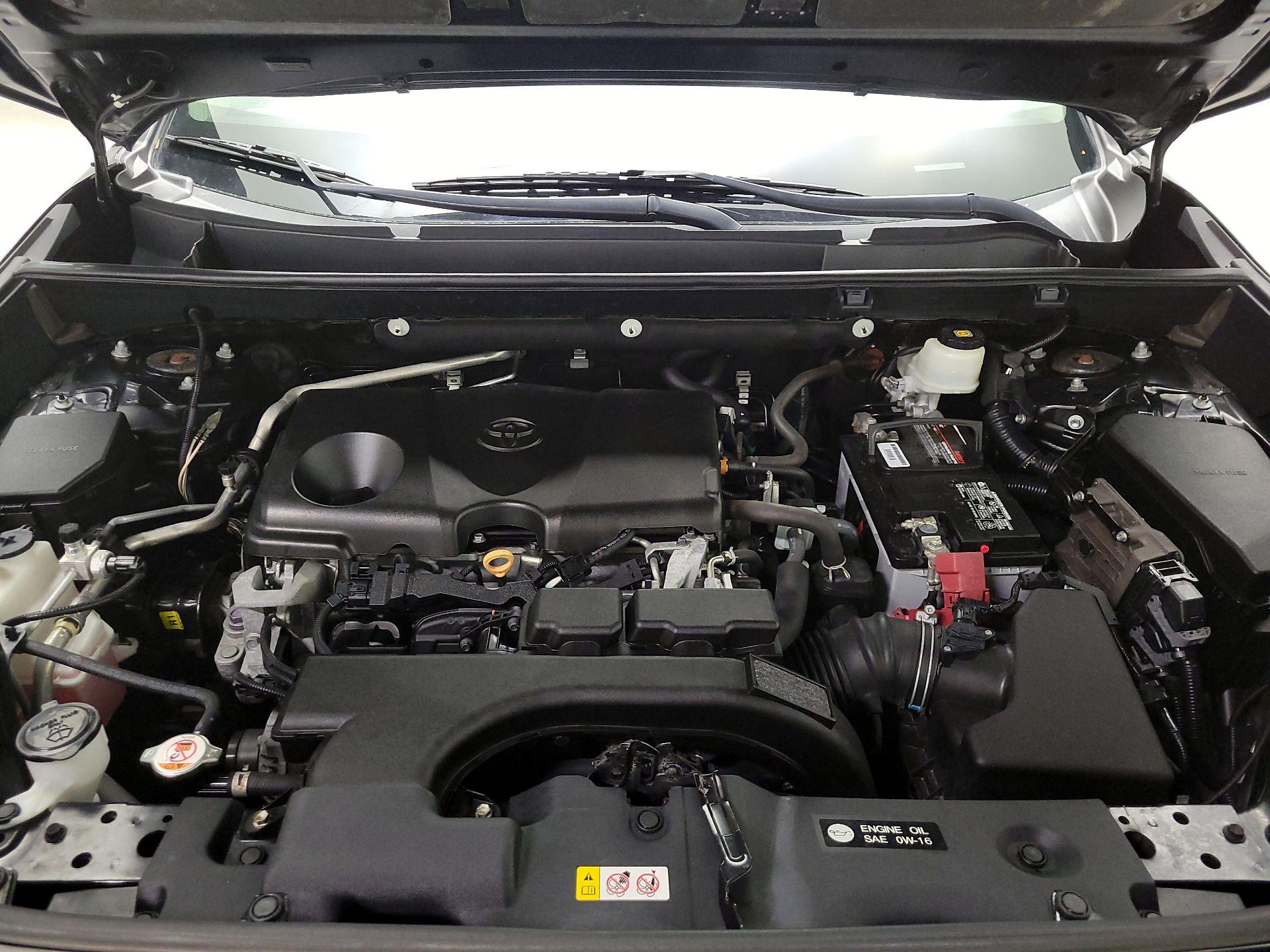 Thumbnail: 2020 Toyota RAV4 - 20