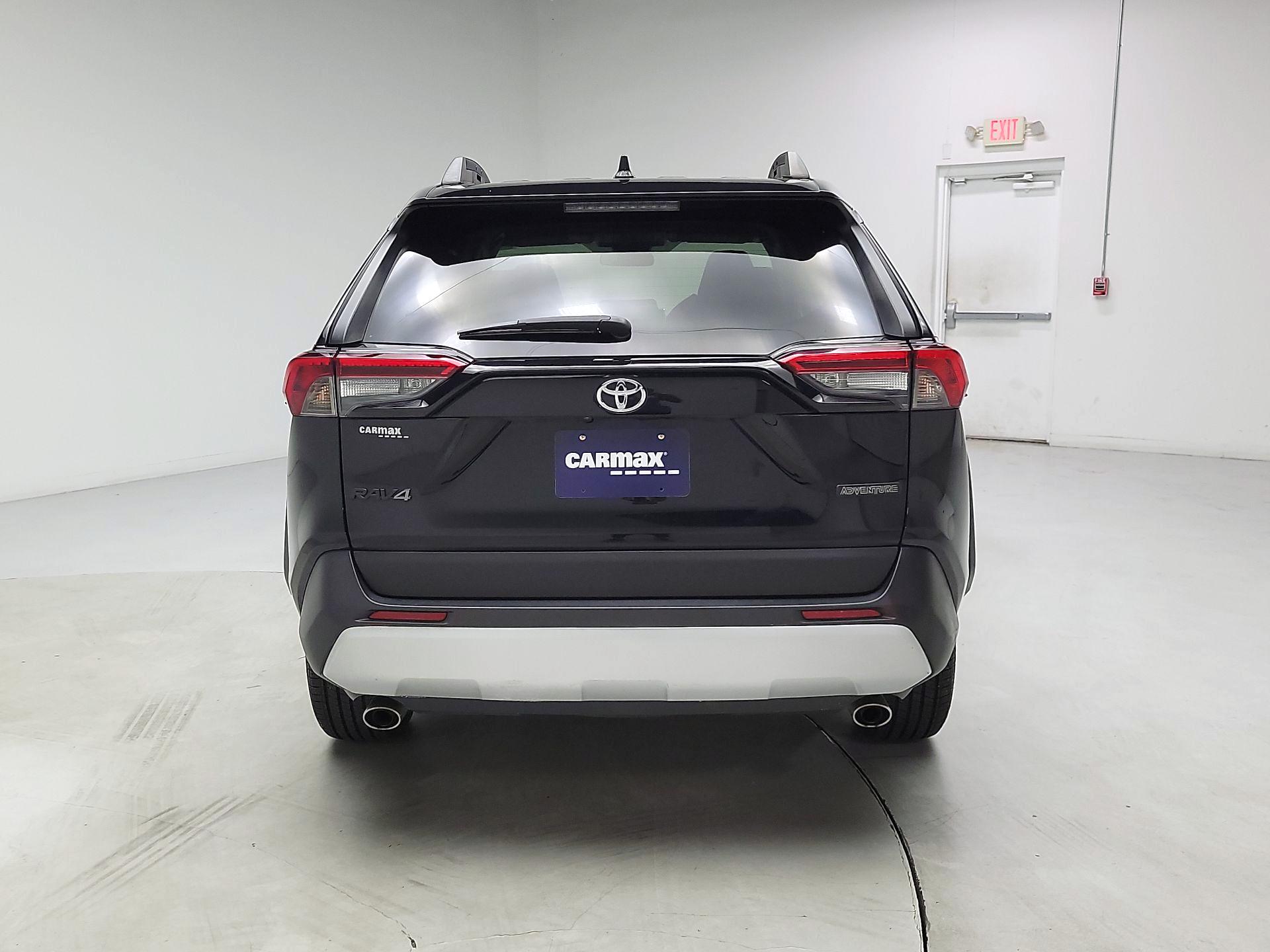 Thumbnail: 2020 Toyota RAV4 - 6