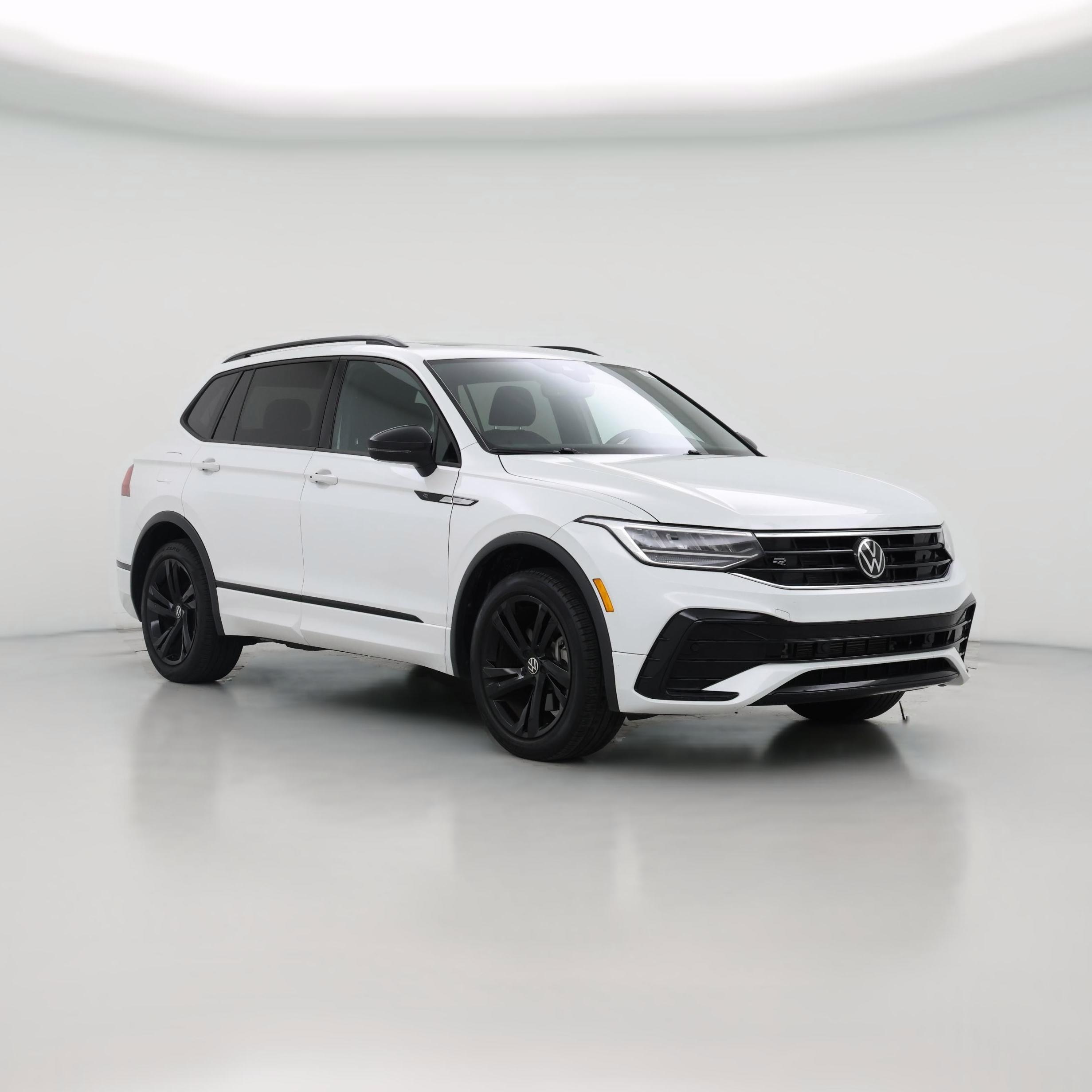 Thumbnail: 2023 Volkswagen Tiguan - 1